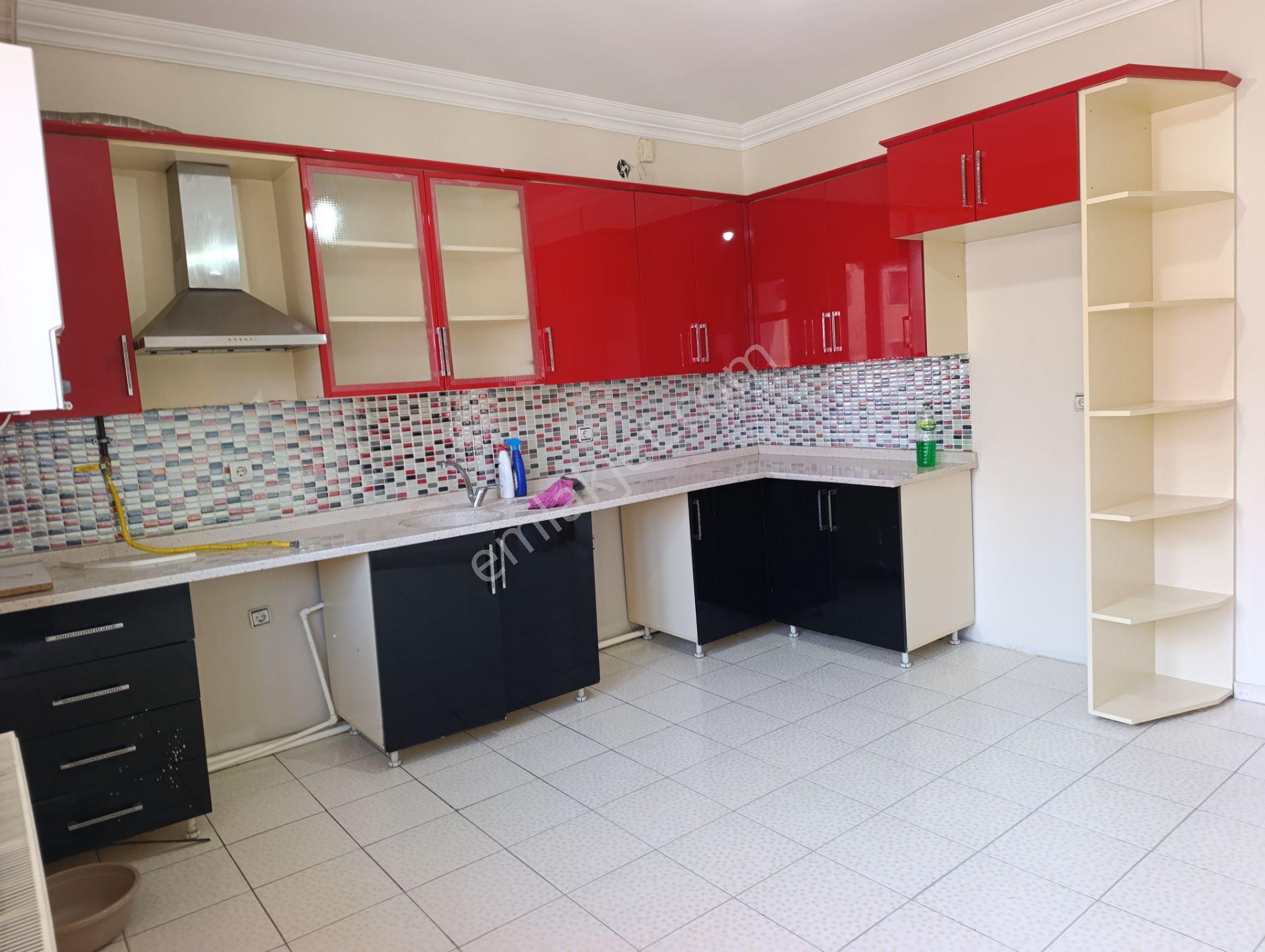 Yenişehir Mahallesi'nde Satılık Site İçerisinde Arakatta 3+1 Daire — fotoğraf 22