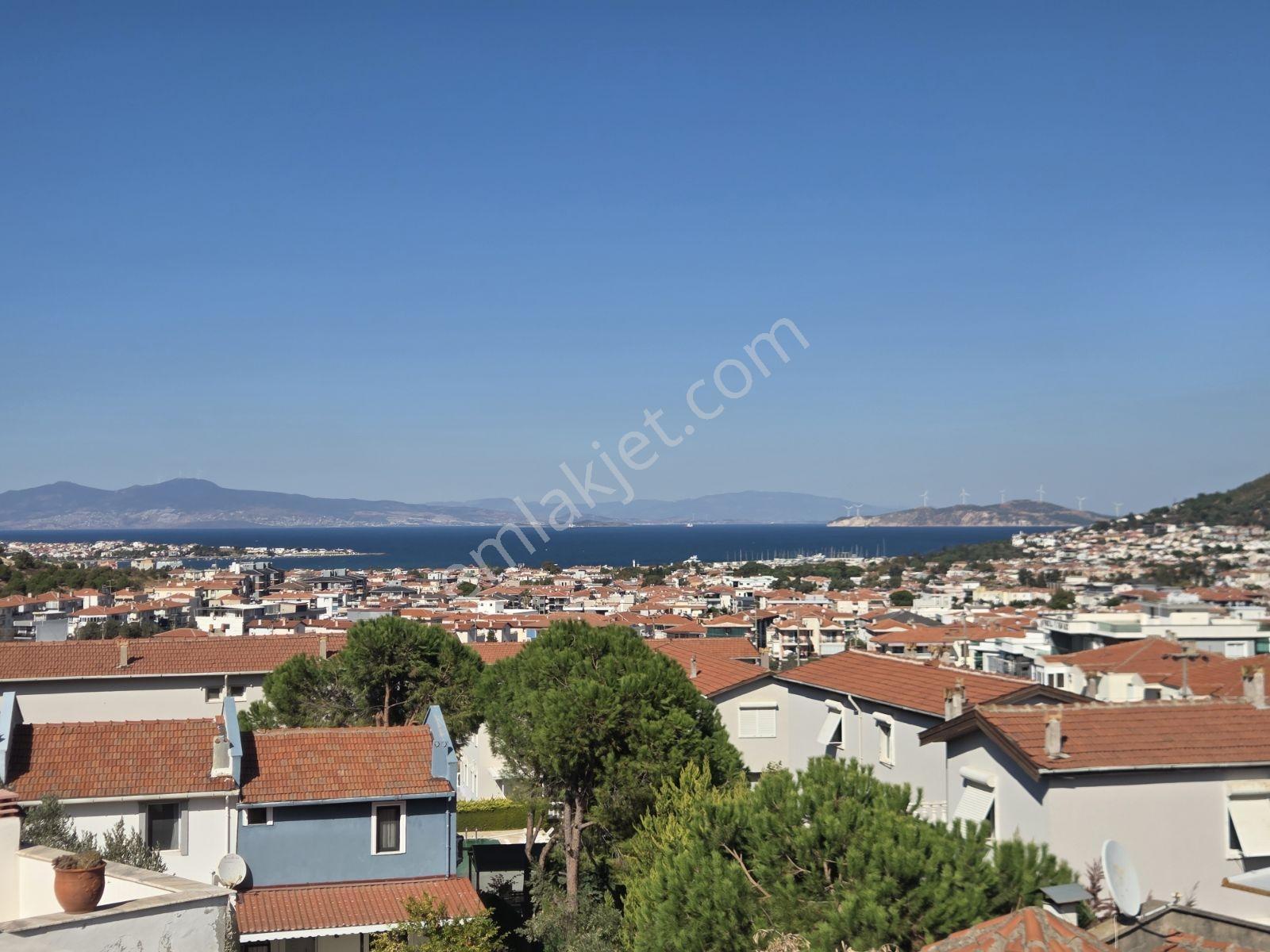 Yenifoça Narezende Satılık Bahçeli 3+1 Dubleks Villa — fotoğraf 9