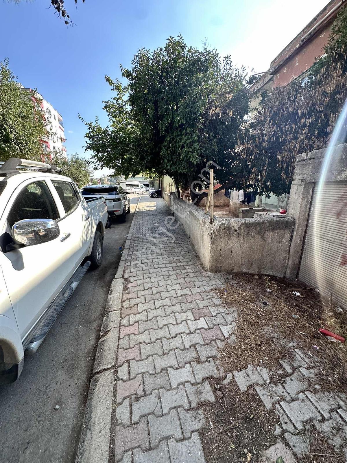 Kozan Gayrimenkulden Andıl Caddesi Üzeri Köşe Başı 633 M2 — fotoğraf 4