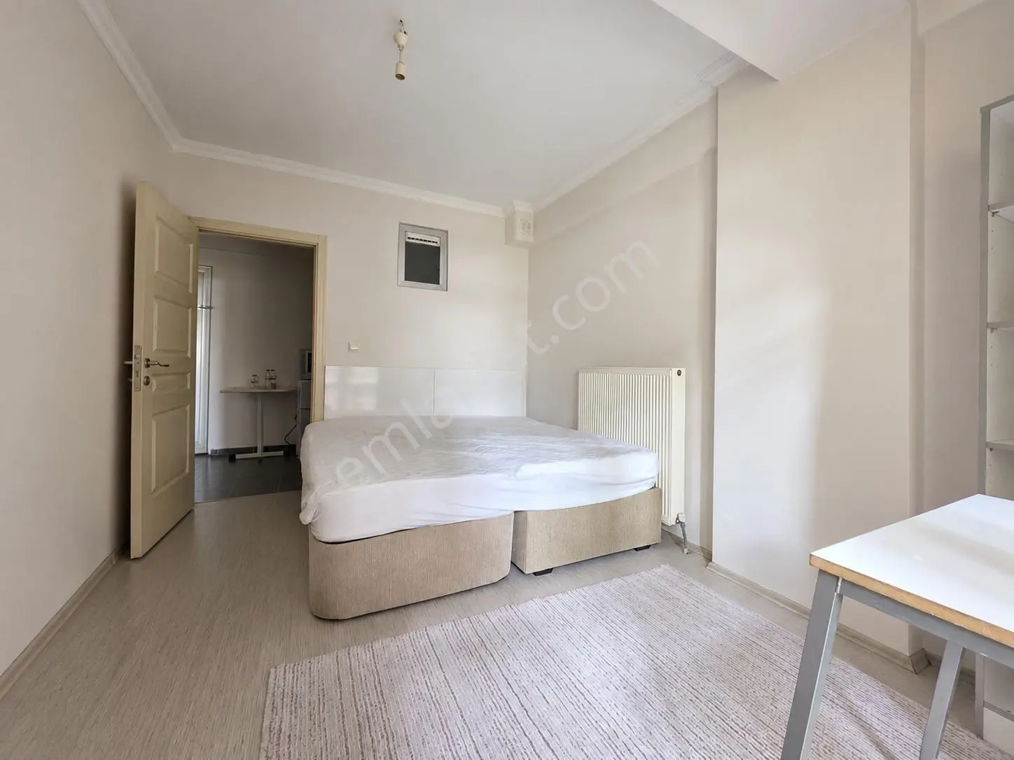 Rw Nestten Bağlarda Espark Yakını Satılık Eşyalı 1+1 — fotoğraf 2
