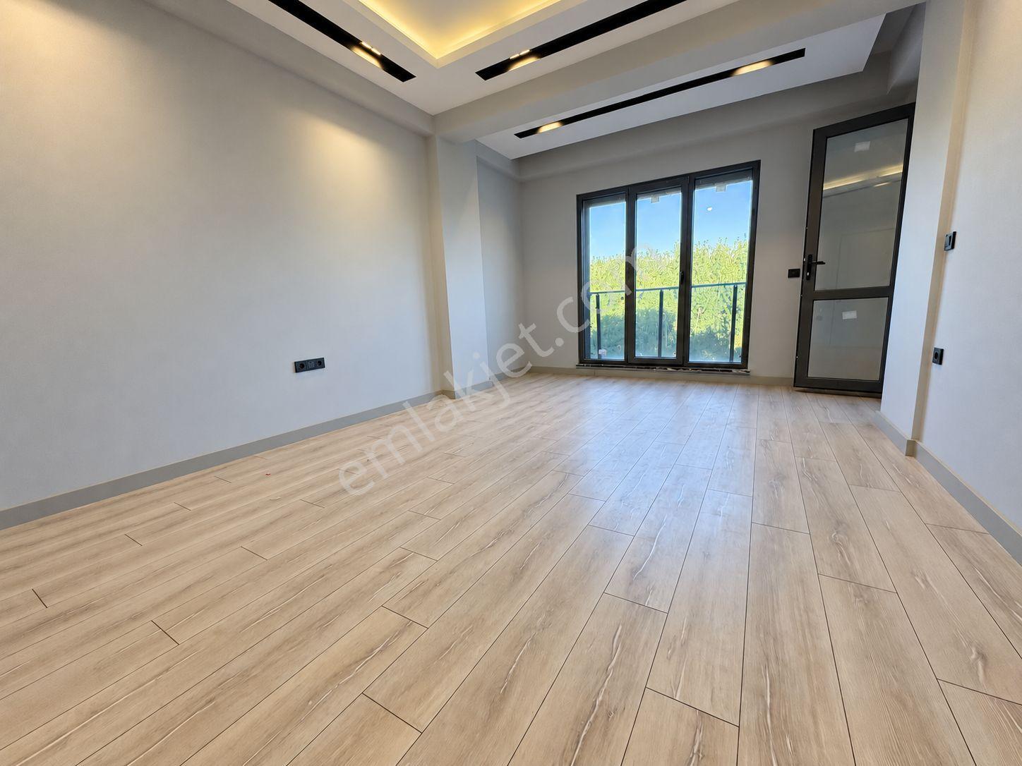 Yükselden Altınkumda Ara Kat 2+1 Yerden Isıtma Ebeveyn Banyo — fotoğraf 9