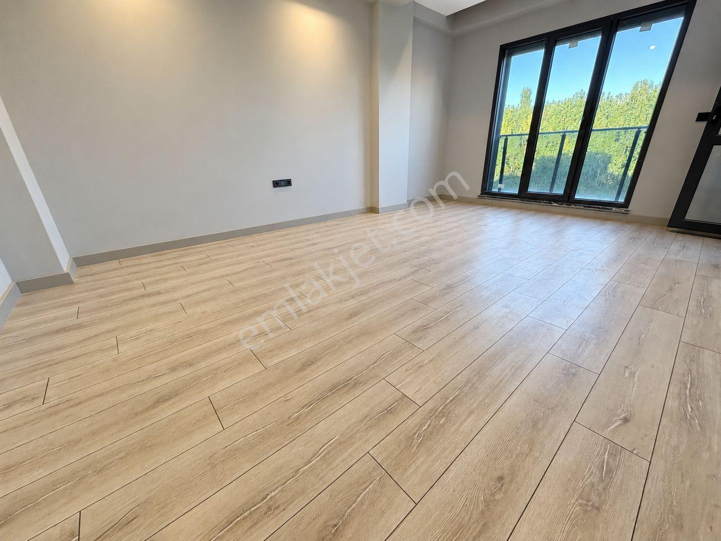 Yükselden Altınkumda Ara Kat 2+1 Yerden Isıtma Ebeveyn Banyo — fotoğraf 10