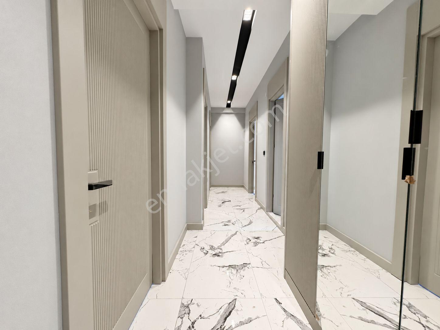 Yükselden Altınkumda Ara Kat 2+1 Yerden Isıtma Ebeveyn Banyo — fotoğraf 18