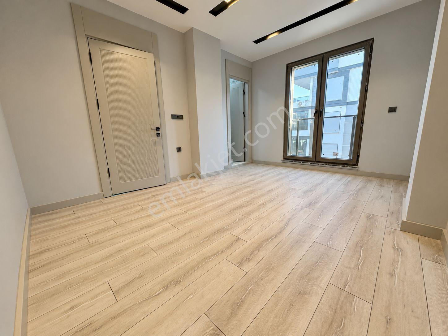 Yükselden Altınkumda Ara Kat 2+1 Yerden Isıtma Ebeveyn Banyo — fotoğraf 21