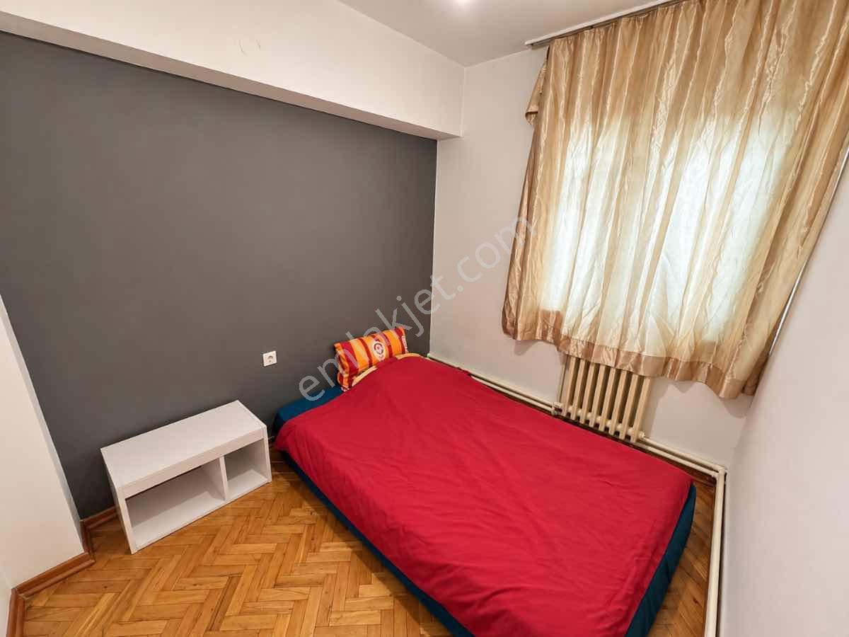 Tunalı- Bestekar Sk. 2+1 Kiracılı, Doğalgaz Kombili Satılık Daire — fotoğraf 7