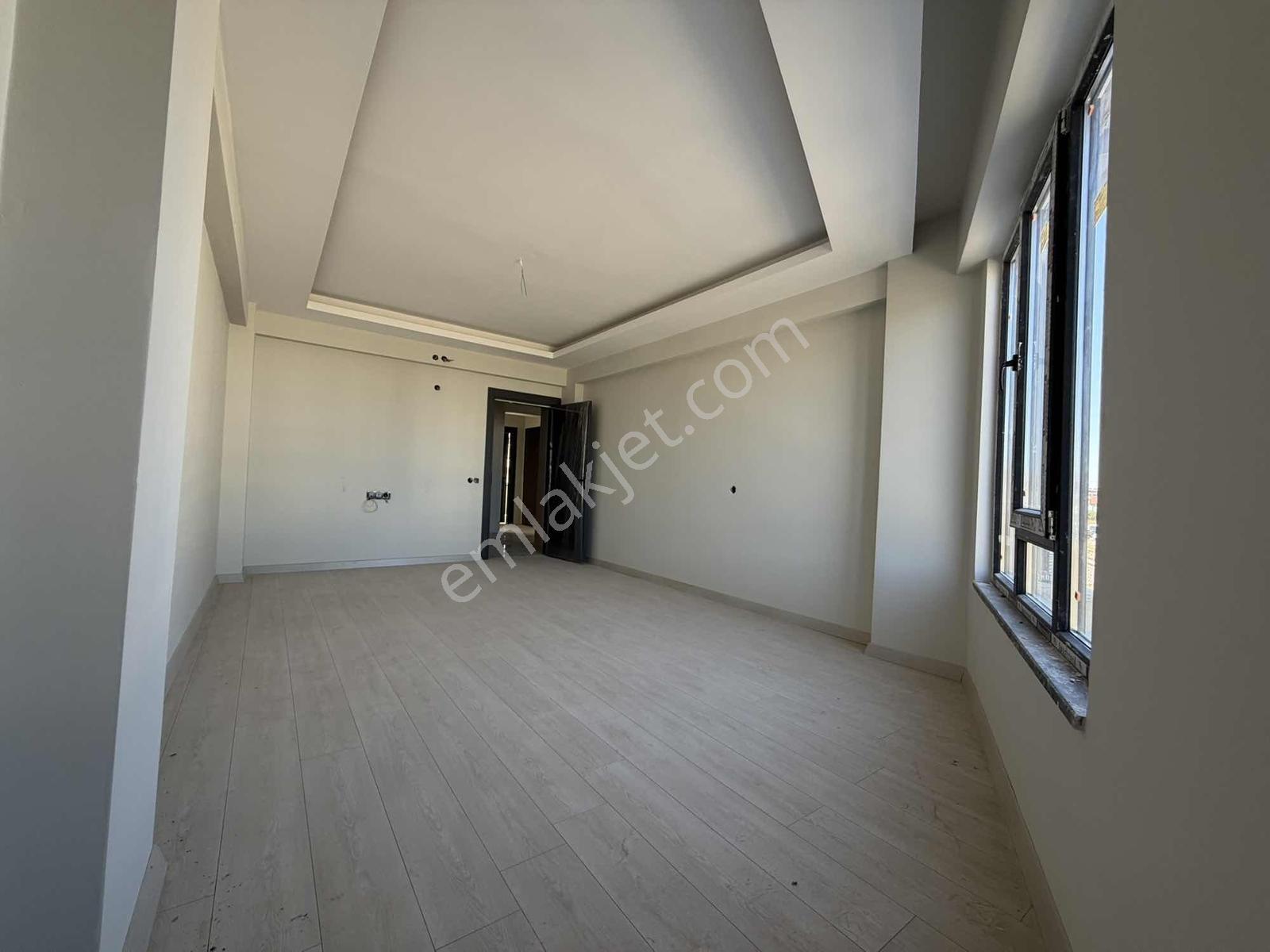 Kolçan Emlak'tan Bahçelievler'de 2+1 Daireler — fotoğraf 12