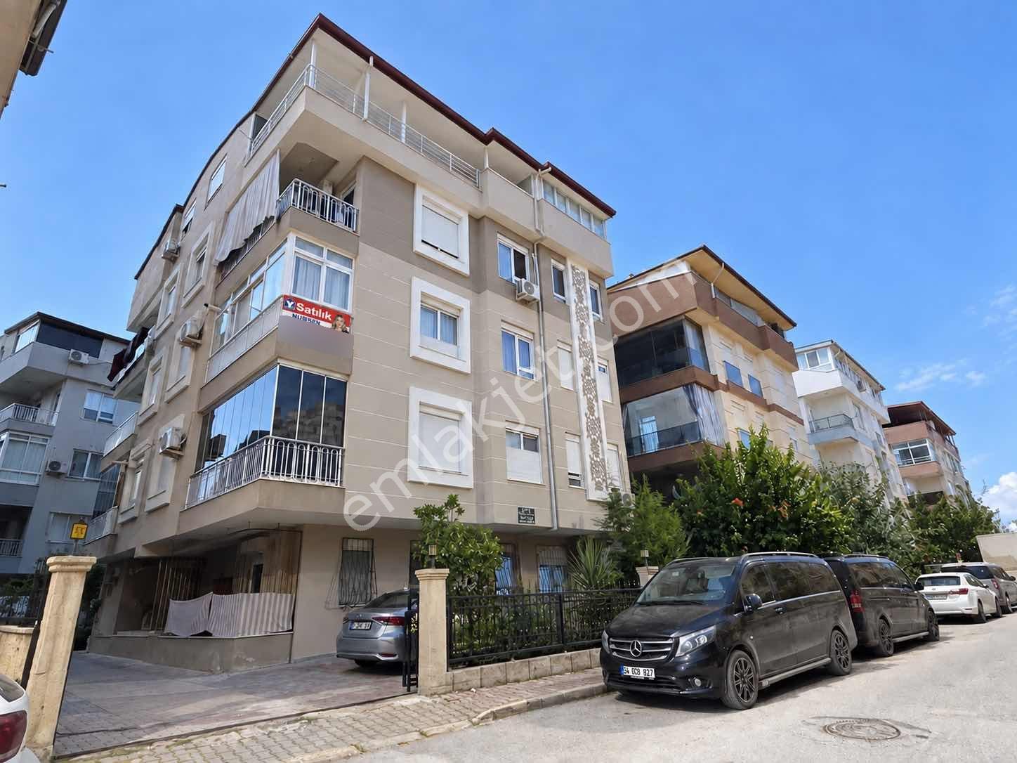 Etiler Mah Pazartesi Pazarı Yanı Asansörlü Doğalgazlı 2+1 — fotoğraf 28