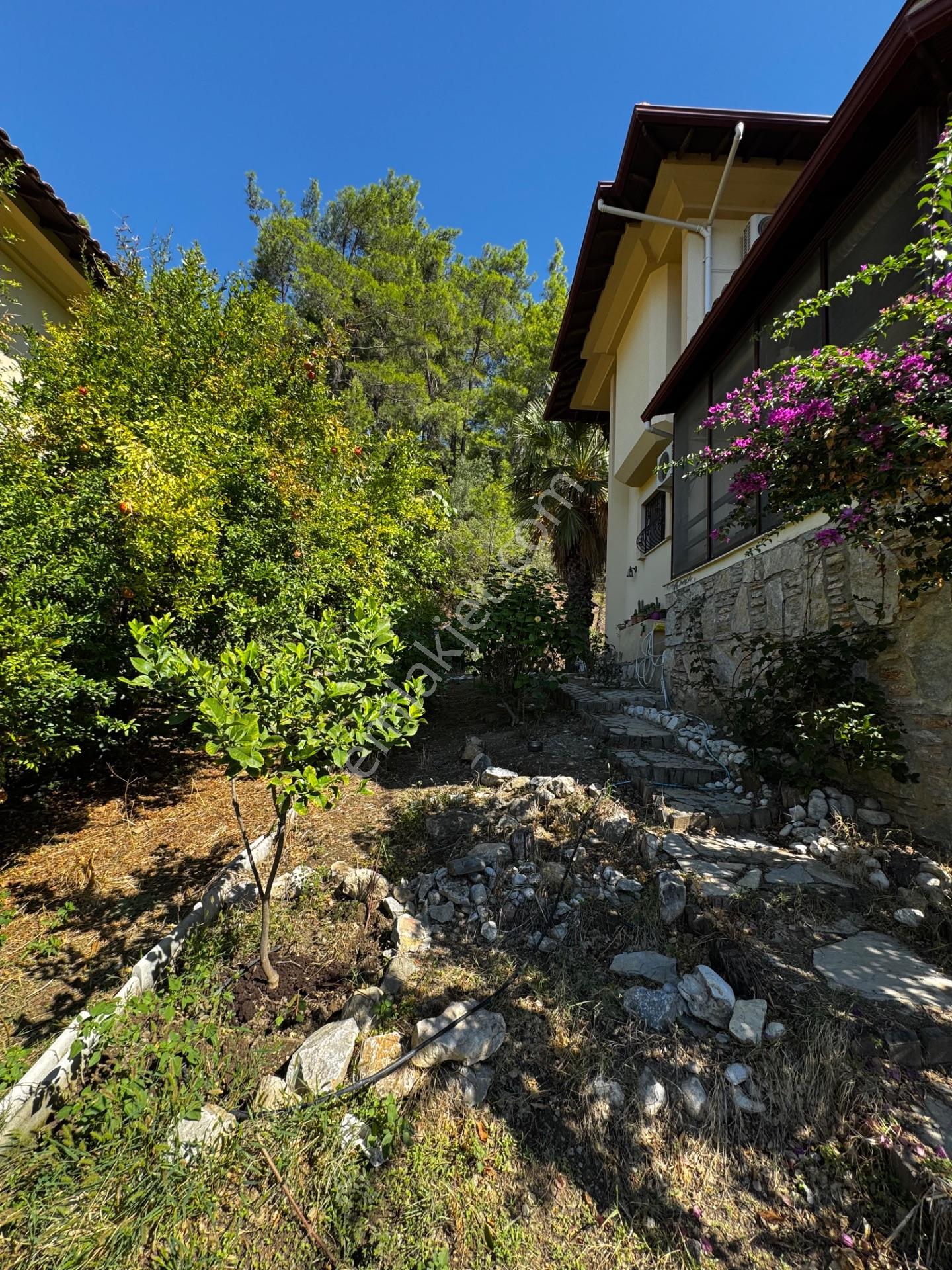 Ula Ataköy Mahallesi Satılık Tribleks Villa — fotoğraf 4