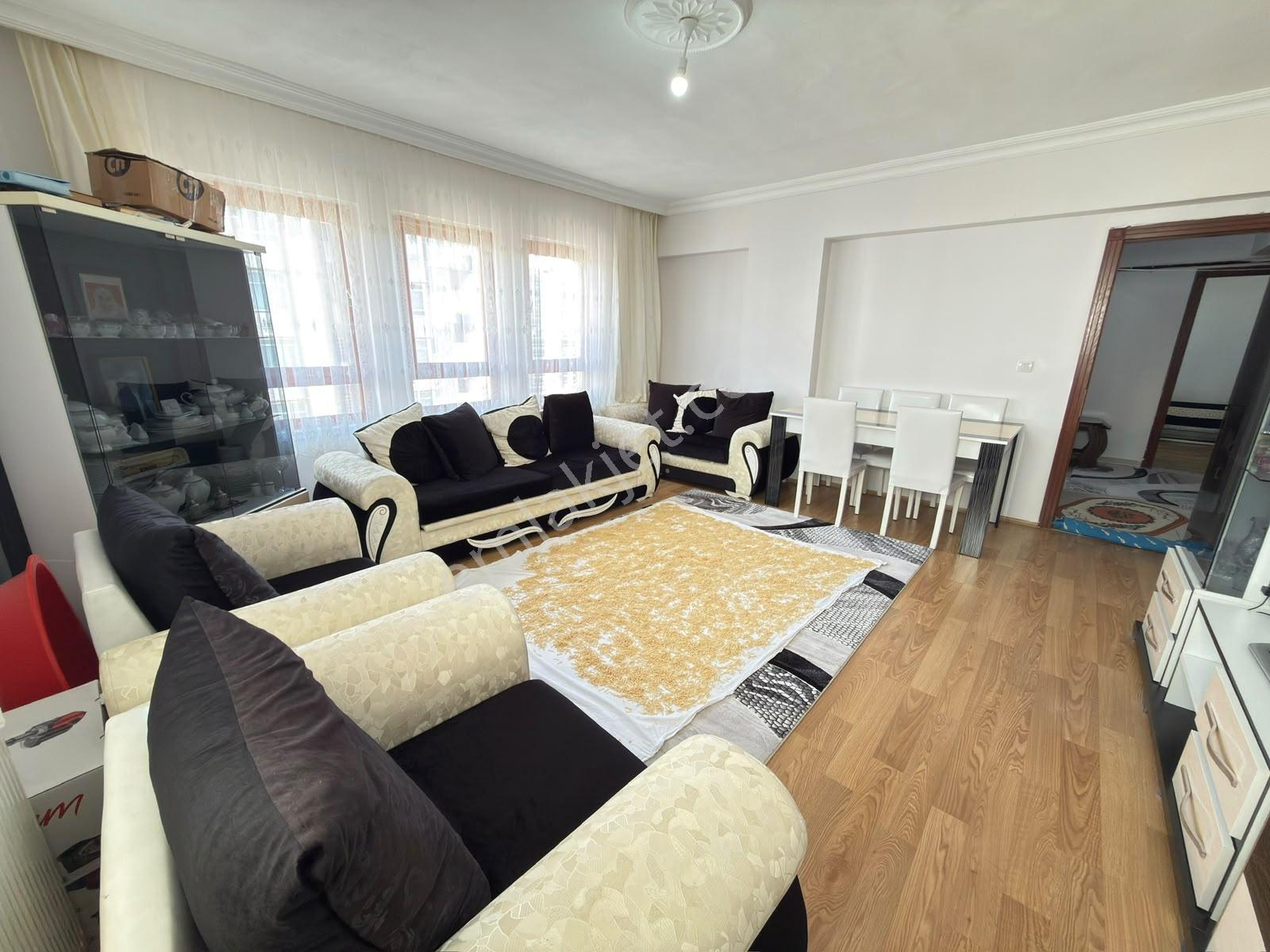 Altınşah Emlak'tan Cadde Üzerinde 125m² 2.kat 3+1 — fotoğraf 4
