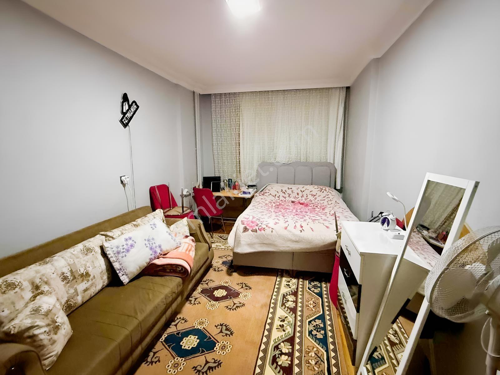 Net Emlaktan Harika Konumda Cadde Üzeri Ful Yapılı Satılık Daire — fotoğraf 4