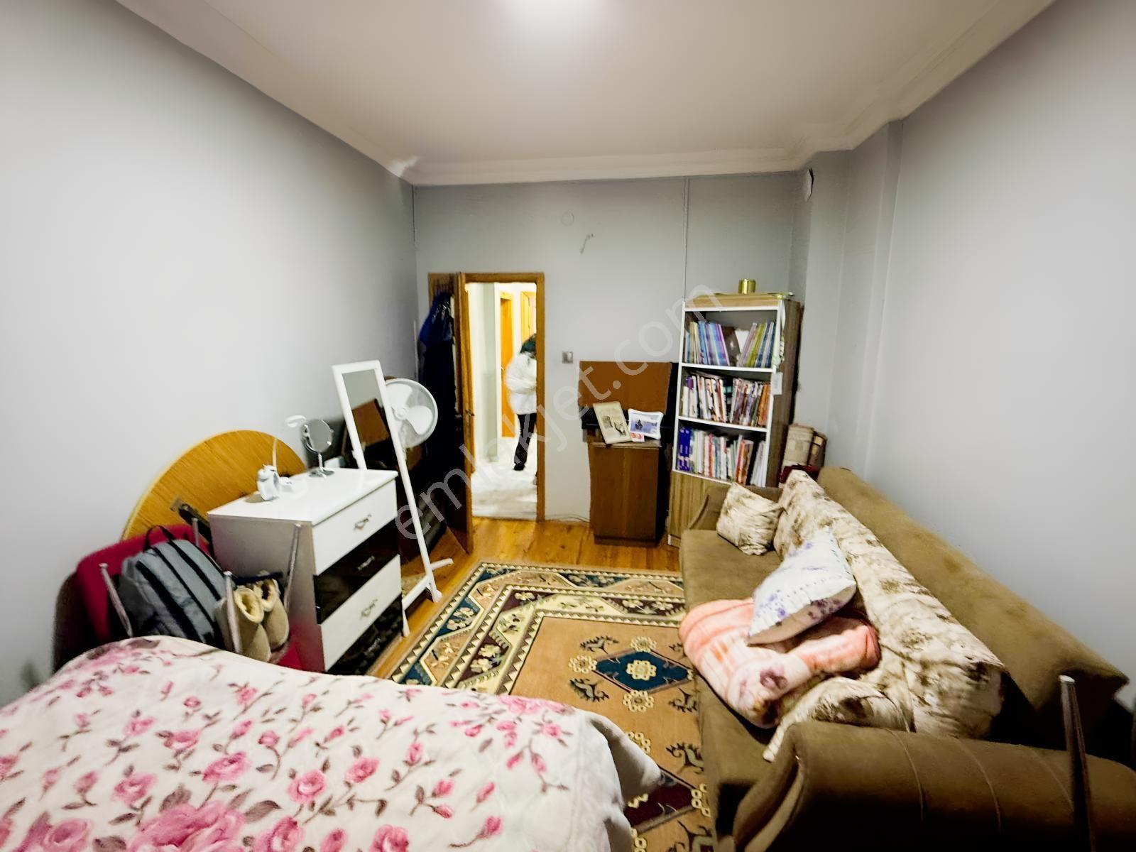 Net Emlaktan Harika Konumda Cadde Üzeri Ful Yapılı Satılık Daire — fotoğraf 5