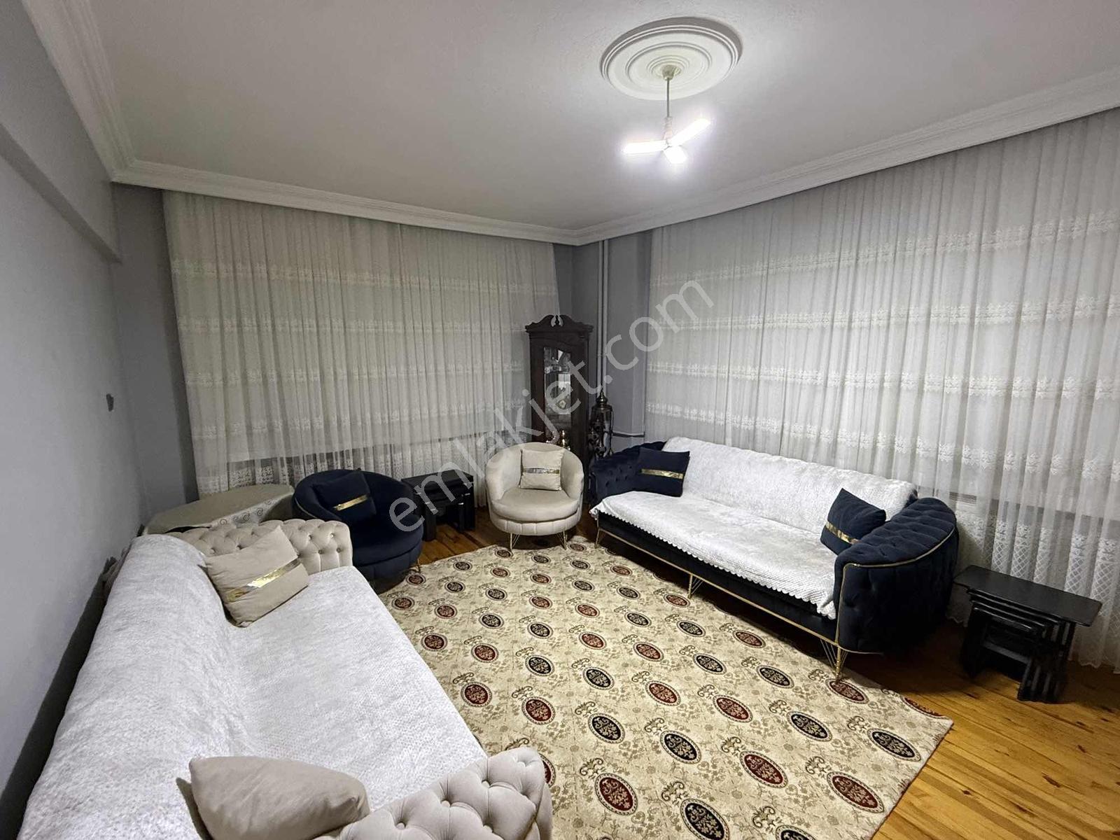 Net Emlaktan Harika Konumda Cadde Üzeri Ful Yapılı Satılık Daire — fotoğraf 8