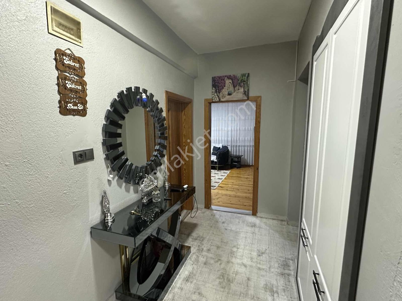 Net Emlaktan Harika Konumda Cadde Üzeri Ful Yapılı Satılık Daire — fotoğraf 16