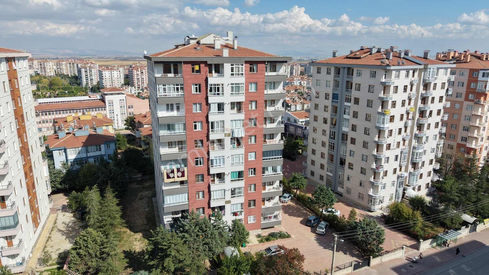 Net Emlaktan Harika Konumda Cadde Üzeri Ful Yapılı Satılık Daire — fotoğraf 19