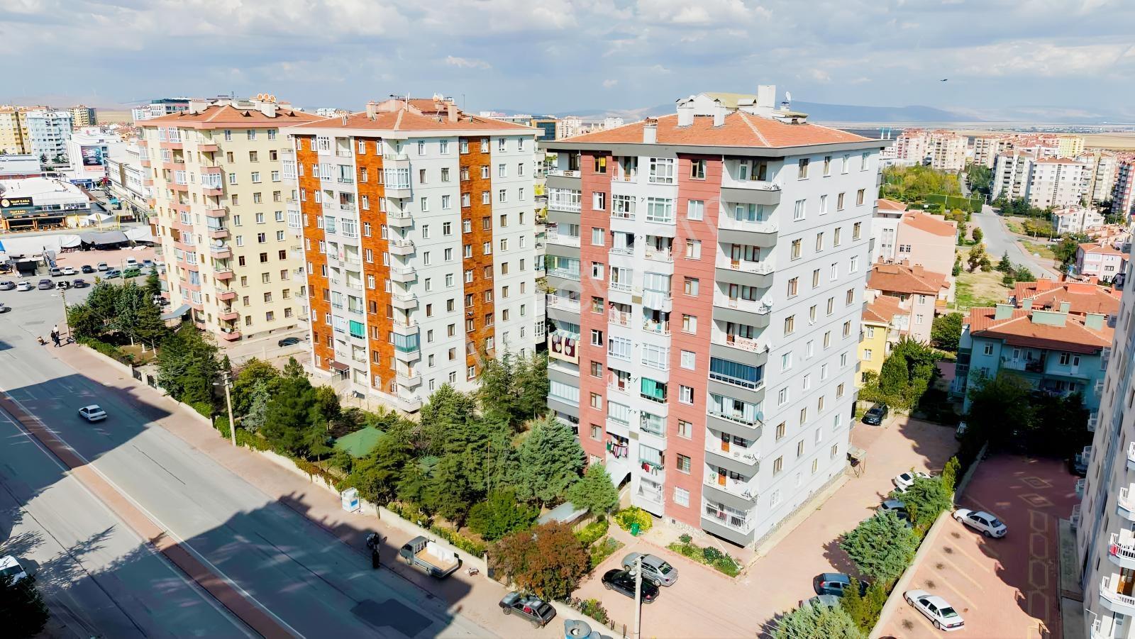 Net Emlaktan Harika Konumda Cadde Üzeri Ful Yapılı Satılık Daire — fotoğraf 21