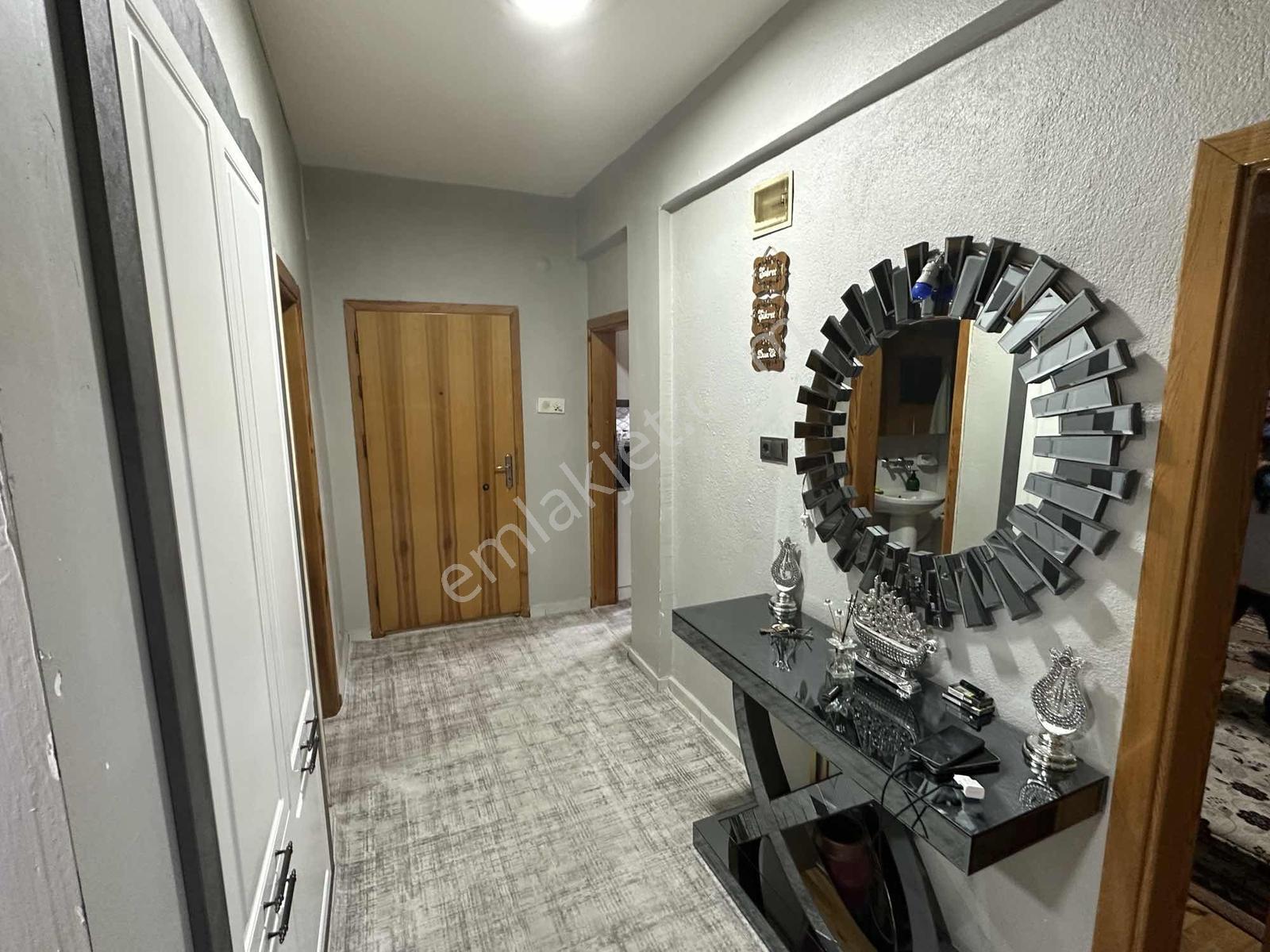 Net Emlaktan Harika Konumda Cadde Üzeri Ful Yapılı Satılık Daire — fotoğraf 22