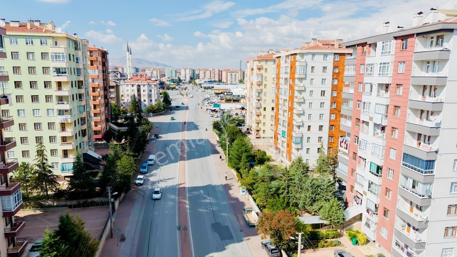 Net Emlaktan Harika Konumda Cadde Üzeri Ful Yapılı Satılık Daire — fotoğraf 31