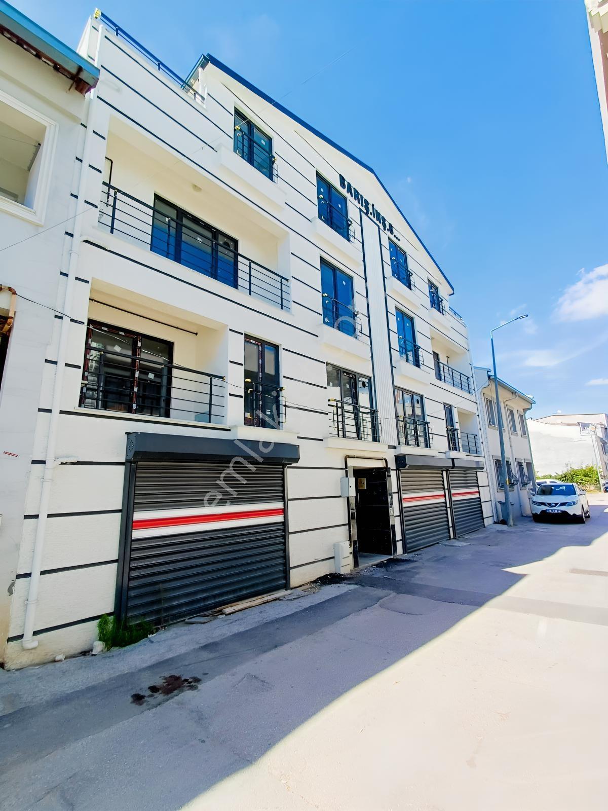 Remax Advantage Üçevlerde Sıfır, Merkezi Konum 3+1 Dubleks
