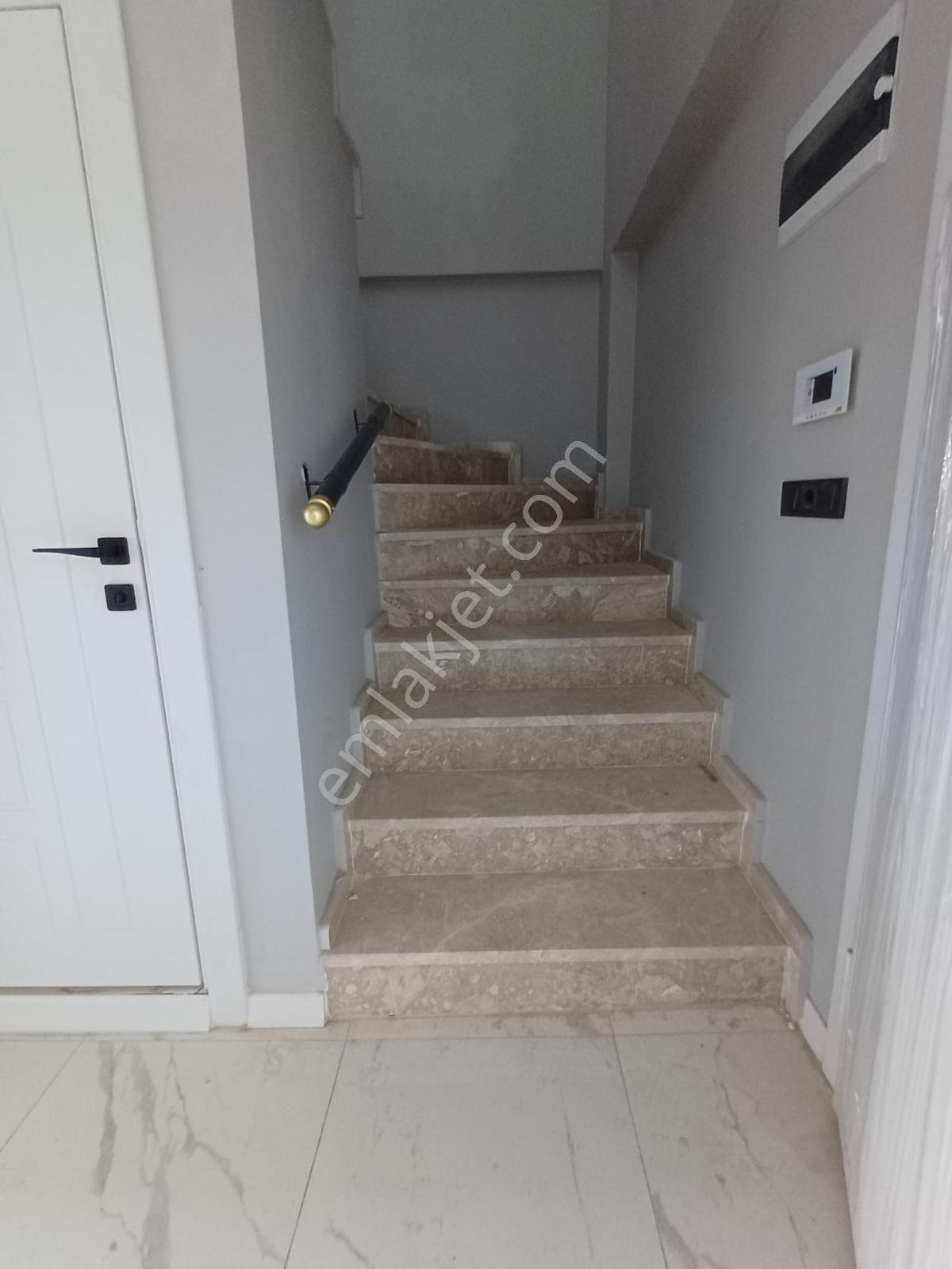 Remax Advantage Üçevlerde Sıfır, Merkezi Konum 3+1 Dubleks — fotoğraf 9