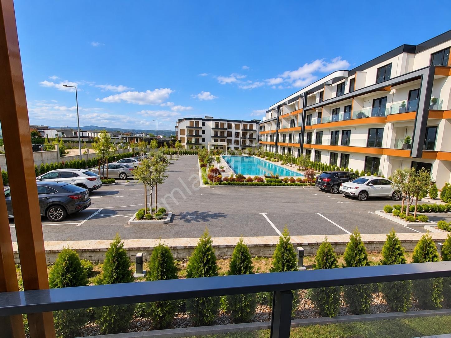 Kartepe'de Site İçerisinde Prestijli Yaşam 3+1 Satılık Daire — fotoğraf 11