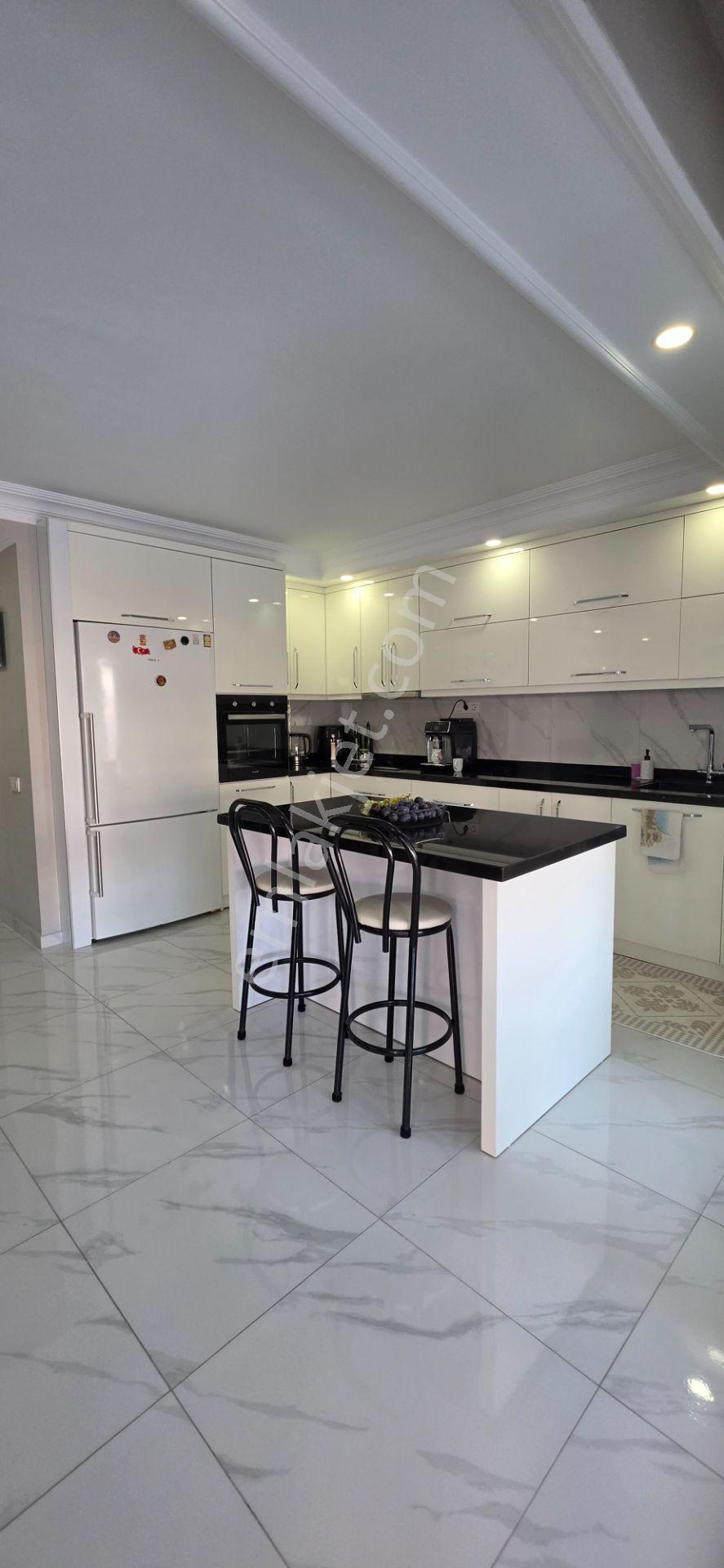 Side Site İçerisinde Satılık 2+1 Yazlık Ebeveyn Banyolu Masrafsız Site İçerisinde Havuzlu — fotoğraf 8