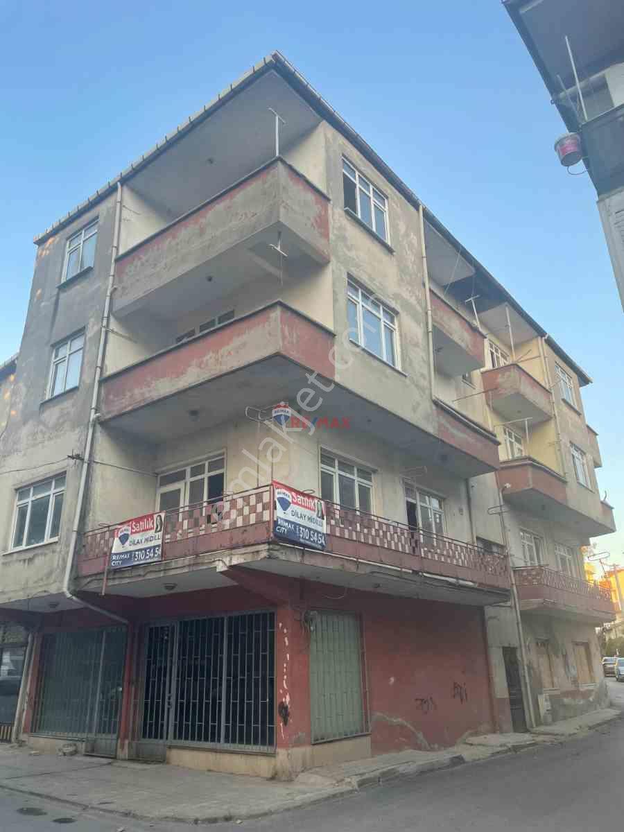 Fırsat; Kocaeli Körfez Güney Mah.'De Komple Satılık Bina