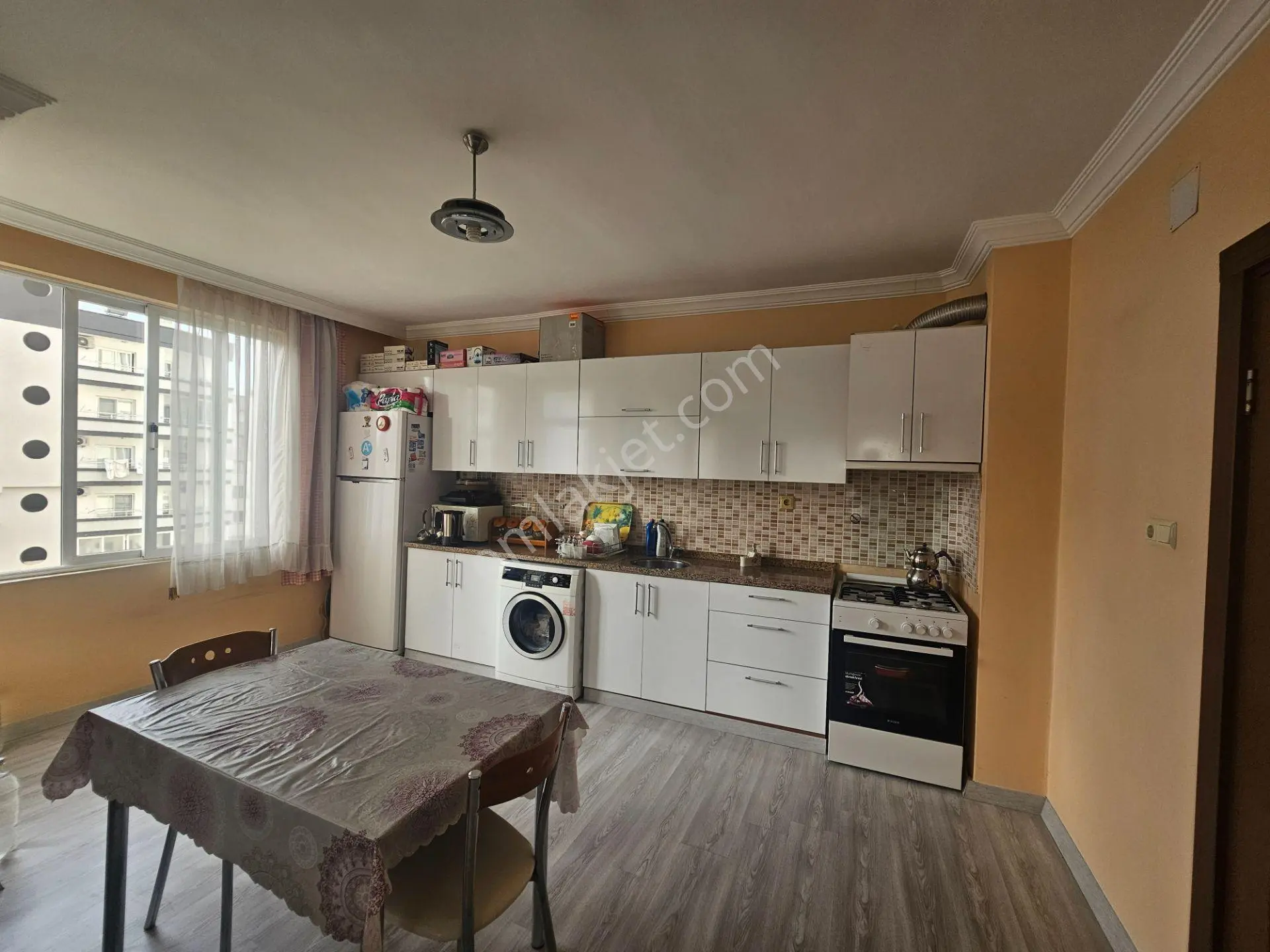 Mezitli Merkez Mah.de Site İçinde Satılık 3+1 Daire — fotoğraf 4
