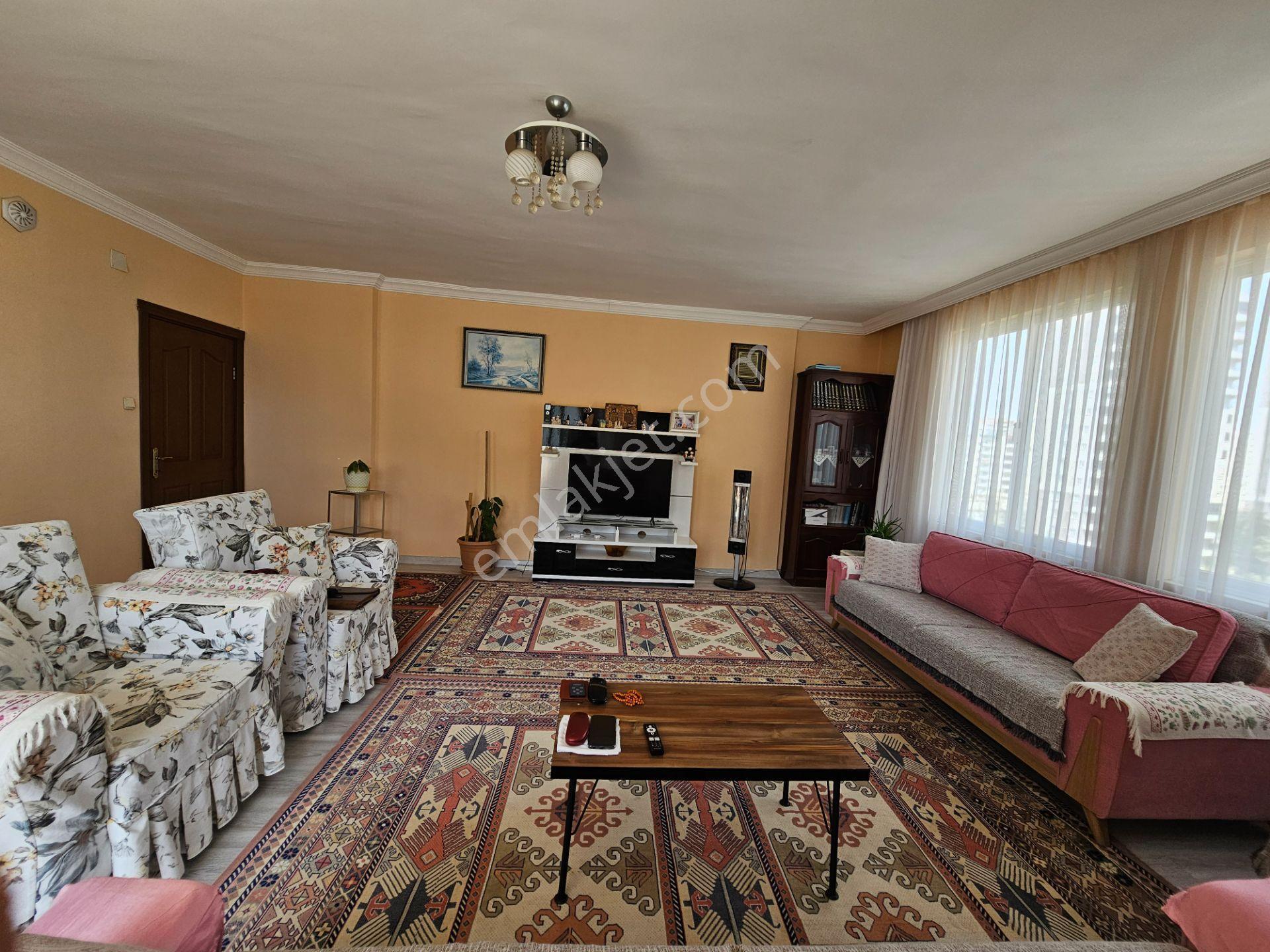 Mezitli Merkez Mah.de Site İçinde Satılık 3+1 Daire — fotoğraf 9