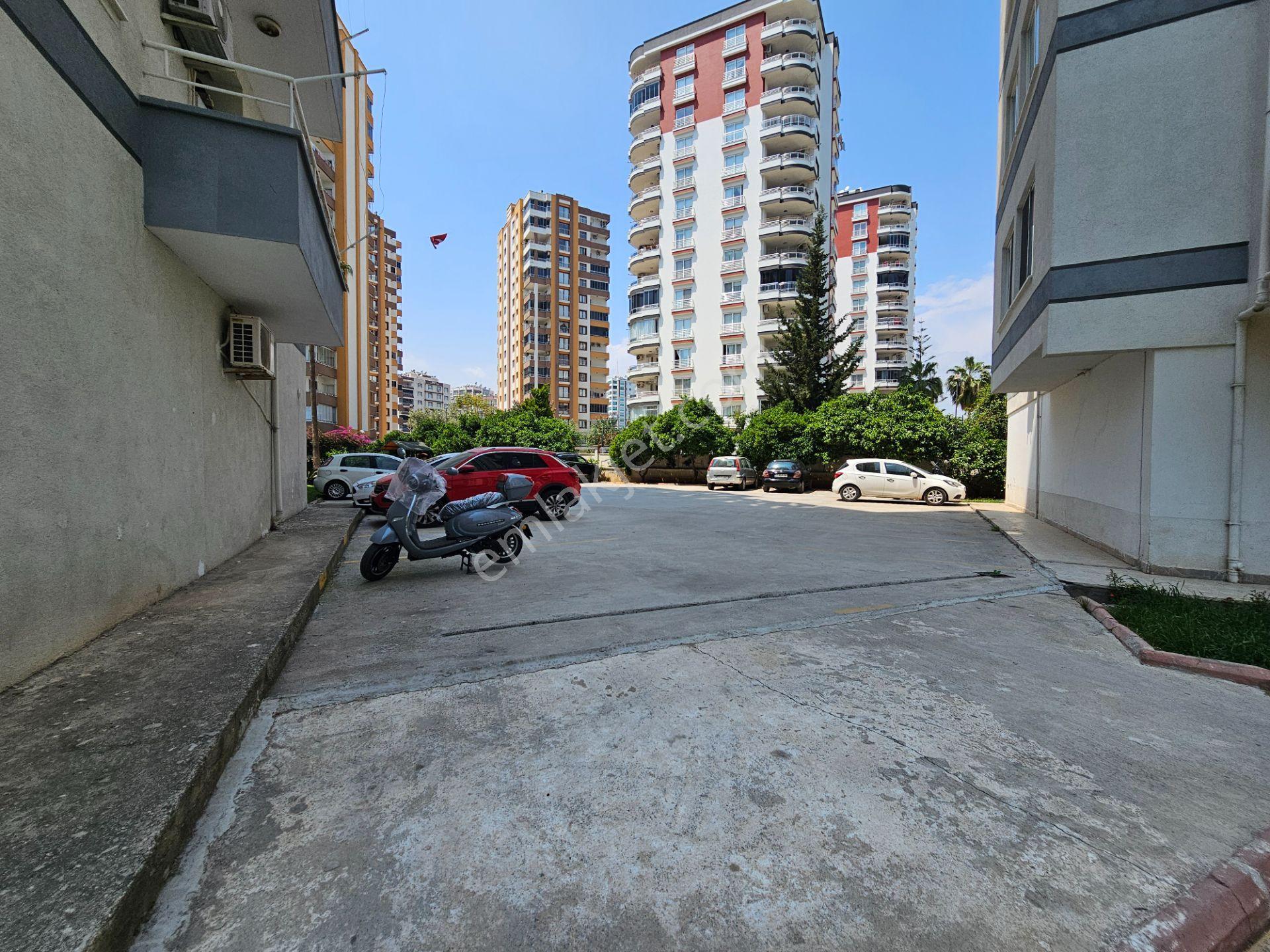 Mezitli Merkez Mah.de Site İçinde Satılık 3+1 Daire — fotoğraf 35
