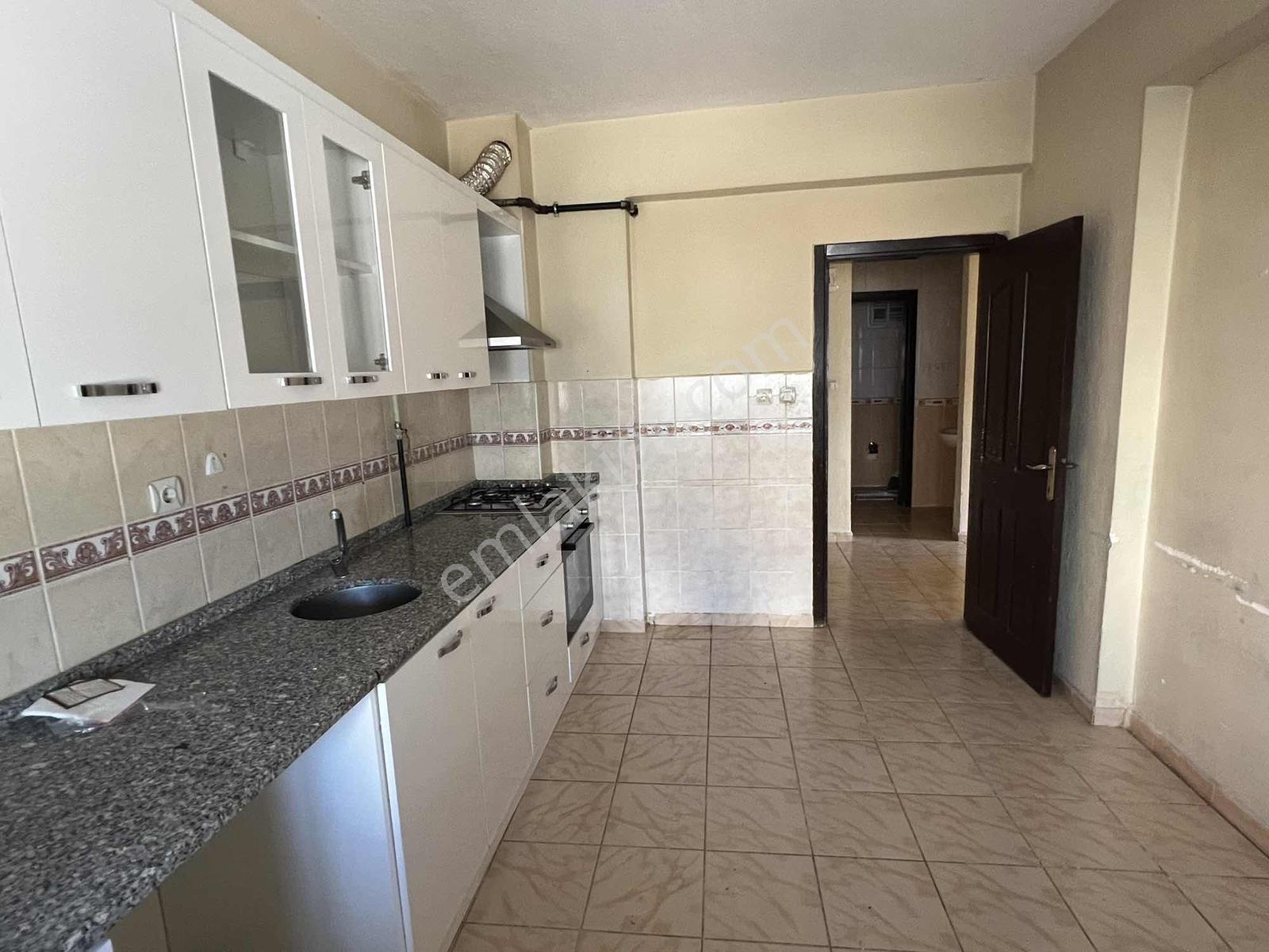 Net Emlaktan Ara Kat Güney Cephe Bakımlı Satılık Daire — fotoğraf 20