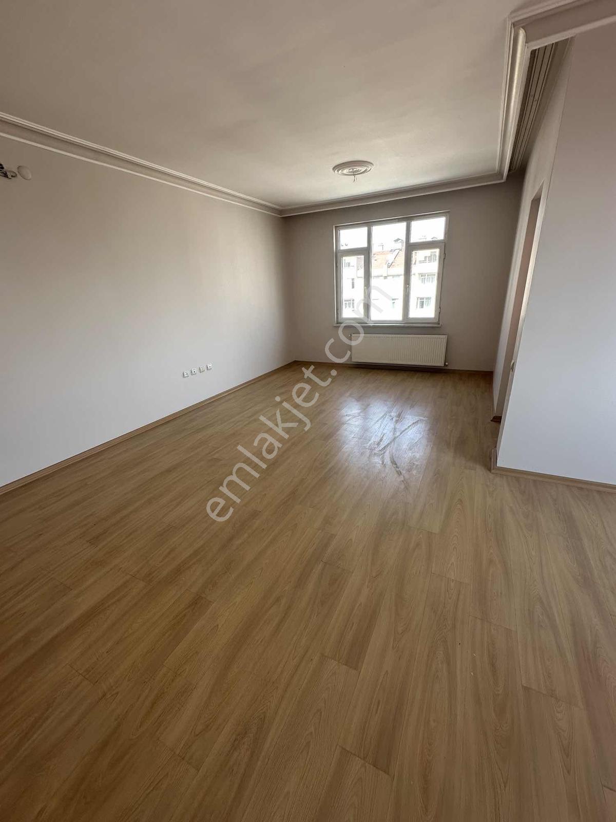 Konplus'tan Yazırda Tramvay Yanı Satılık 7+1 Daire — fotoğraf 26