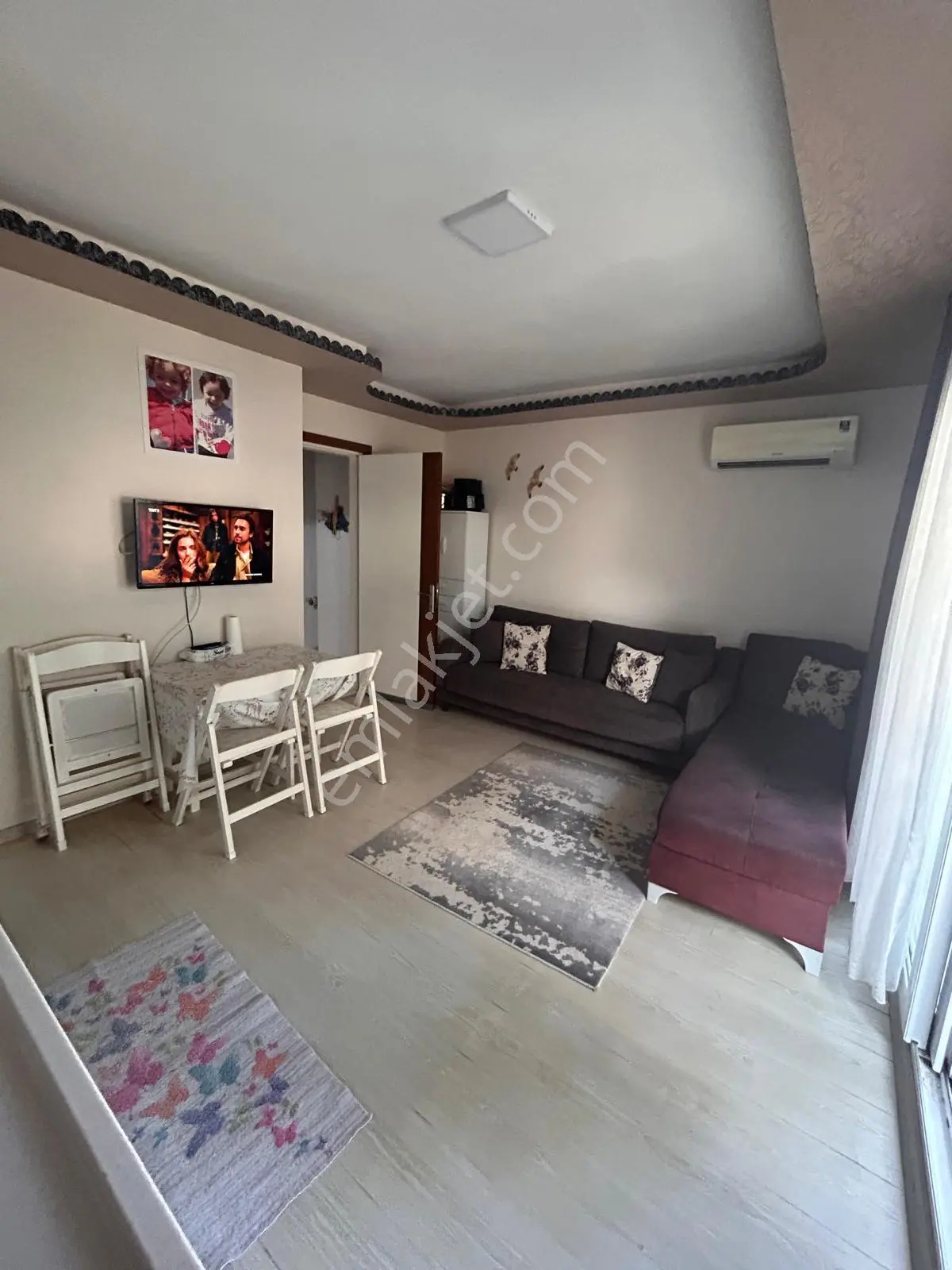 Davutlar Merkezde Eşyalı, Taşınmaya Hazır 1+1 Geniş Balkonlu Satılık Daire — fotoğraf 6