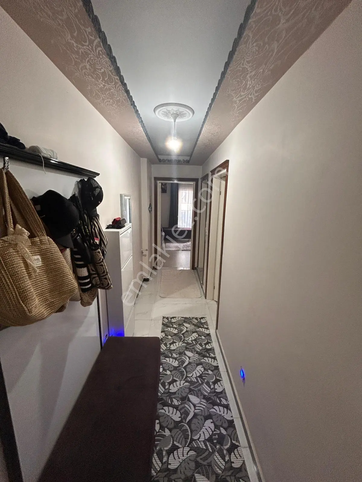 Davutlar Merkezde Eşyalı, Taşınmaya Hazır 1+1 Geniş Balkonlu Satılık Daire — fotoğraf 19
