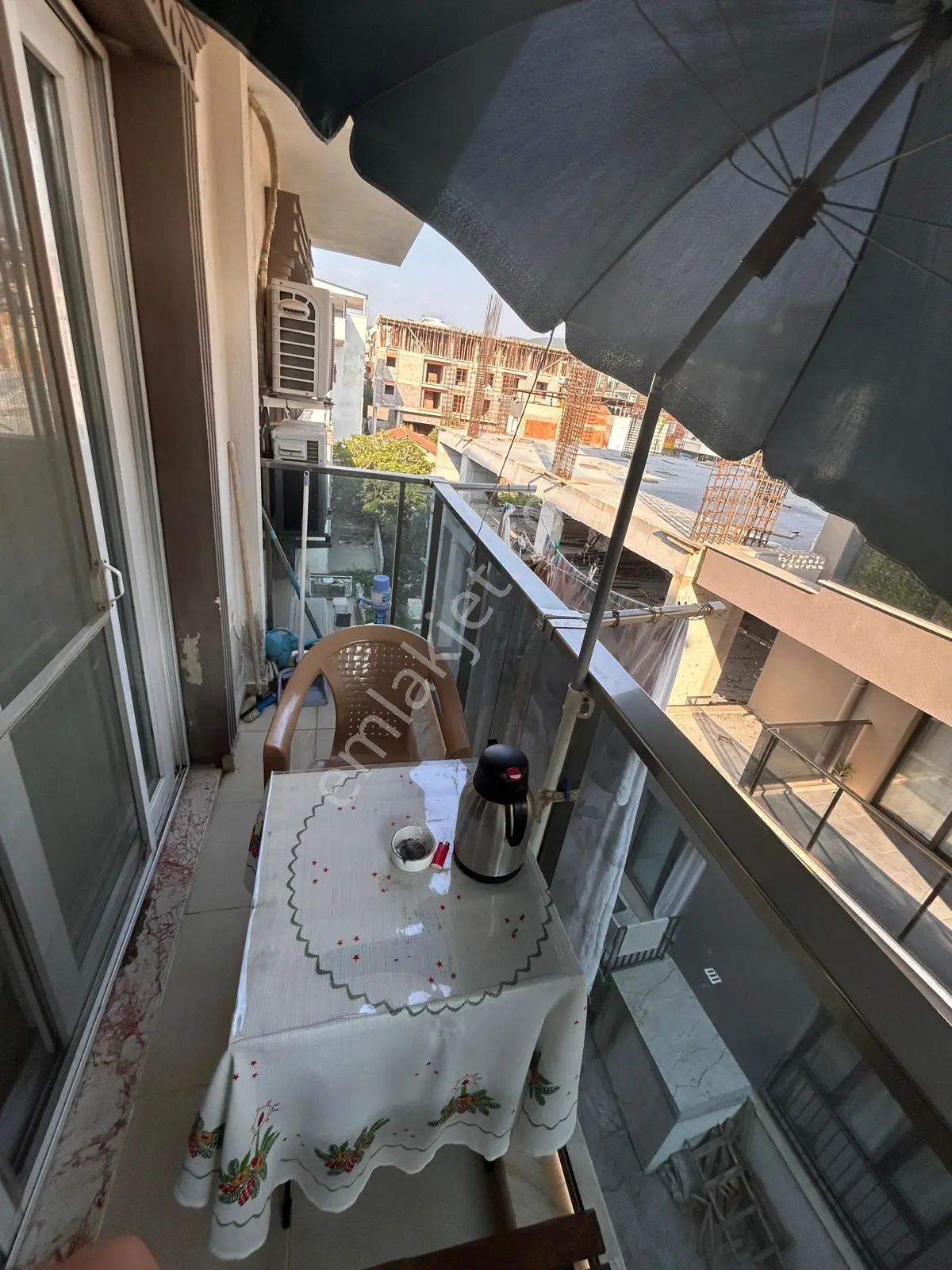 Davutlar Merkezde Eşyalı, Taşınmaya Hazır 1+1 Geniş Balkonlu Satılık Daire — fotoğraf 21