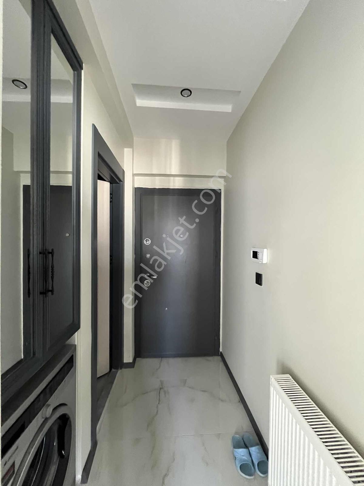 Çarkıparede Hasarsz İsknlı 2+1 Bul. Üzeri Eşyalı Emsalsiz — fotoğraf 7
