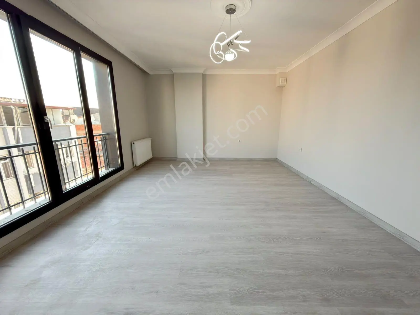 Yüksel'den Şehir Merkezinde Cam Balkonlu Lüks Ön Cephe 3+1 Satılık Daire — fotoğraf 8