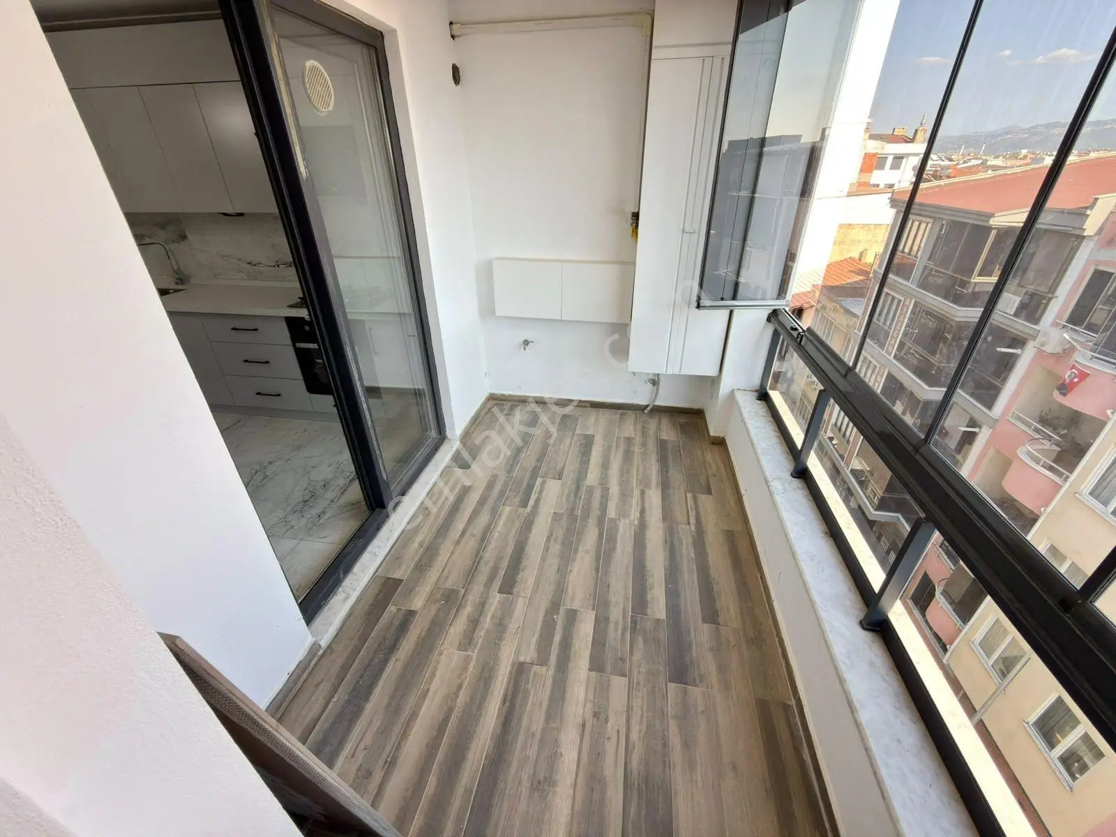 Yüksel'den Şehir Merkezinde Cam Balkonlu Lüks Ön Cephe 3+1 Satılık Daire — fotoğraf 11