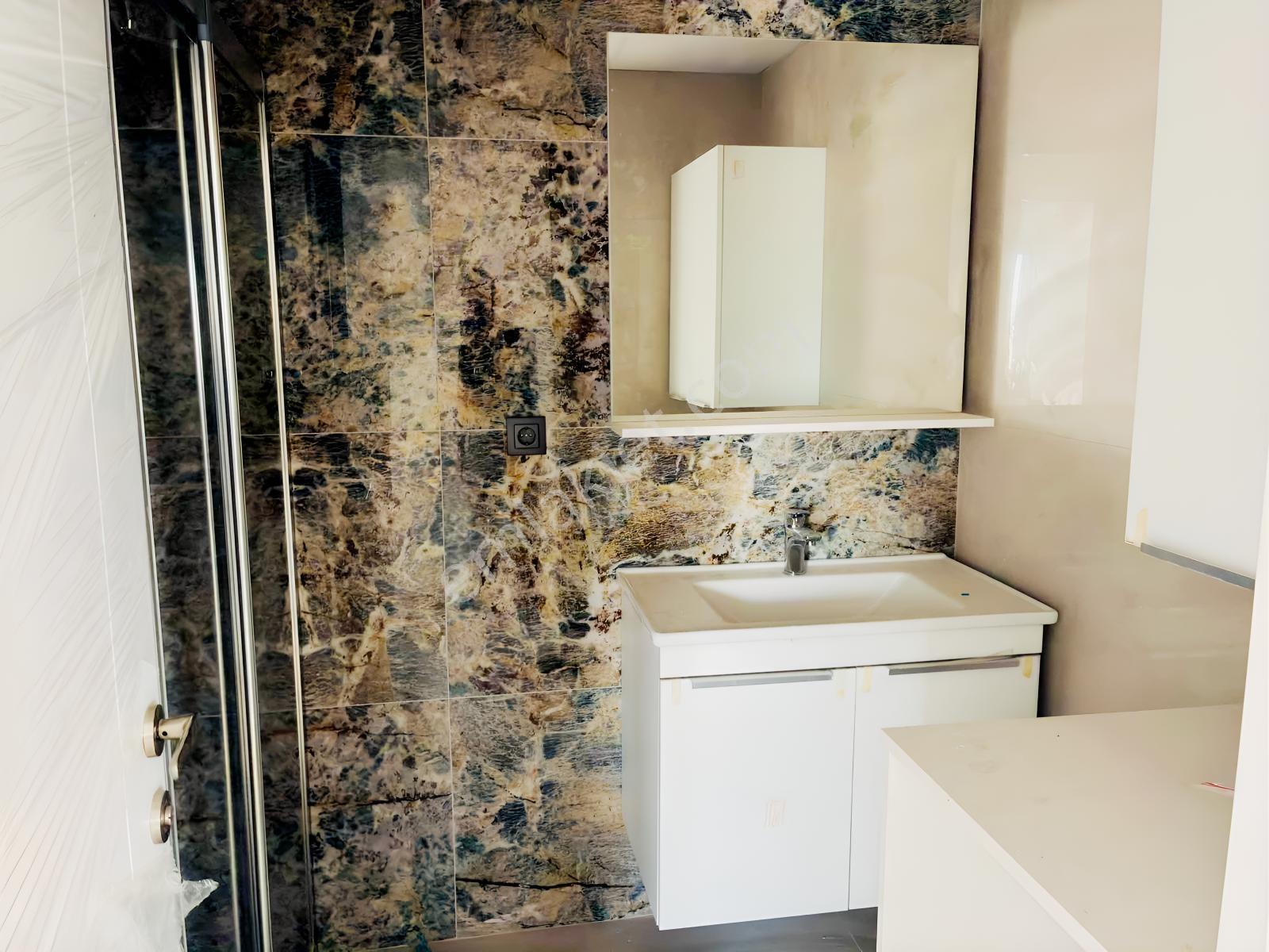 İz'den Kıyıboyunda Sıfır | Çift Banyo | 2 Balkon | Geniş 2+1 — fotoğraf 13