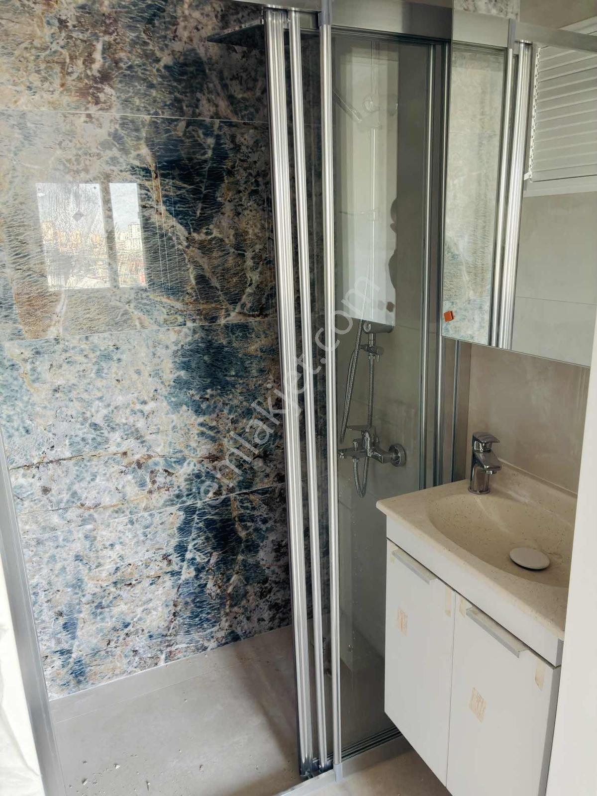 İz'den Kıyıboyunda Sıfır | Çift Banyo | 2 Balkon | Geniş 2+1 — fotoğraf 14