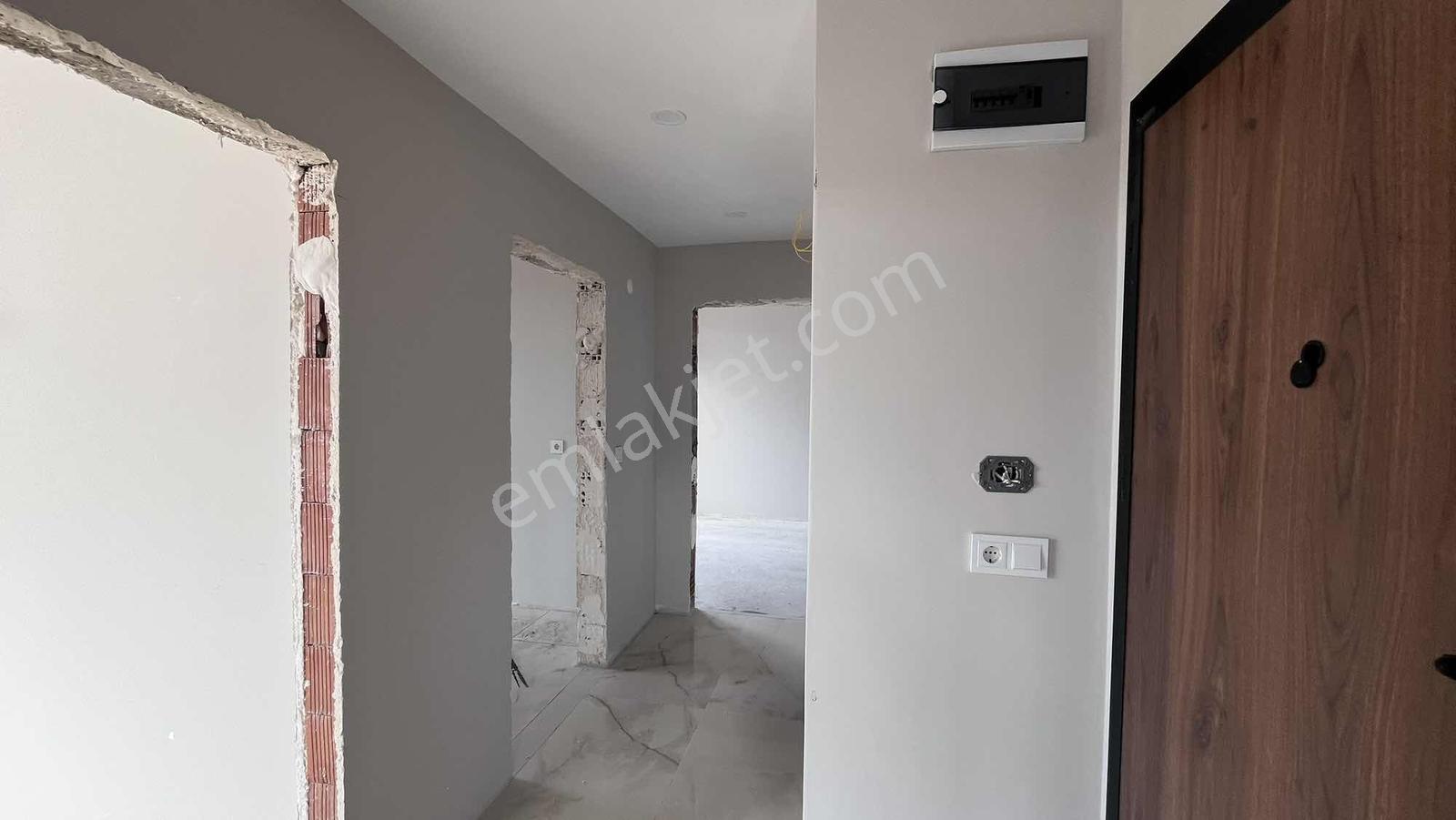M. Akif Ersoy Mahallesinde 72 M² 2+1 Satılık Daire — fotoğraf 3