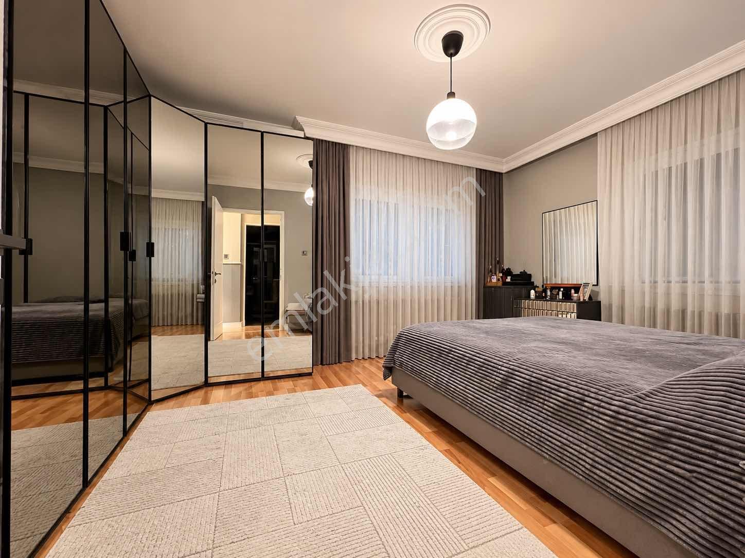 Çengelköy Ata-2 De Özel Dekorasyonlu 112 M2 Masrafsız Daire — fotoğraf 11