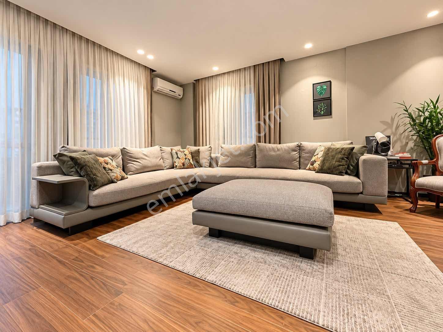 Çengelköy Ata-2 De Özel Dekorasyonlu 112 M2 Masrafsız Daire — fotoğraf 13
