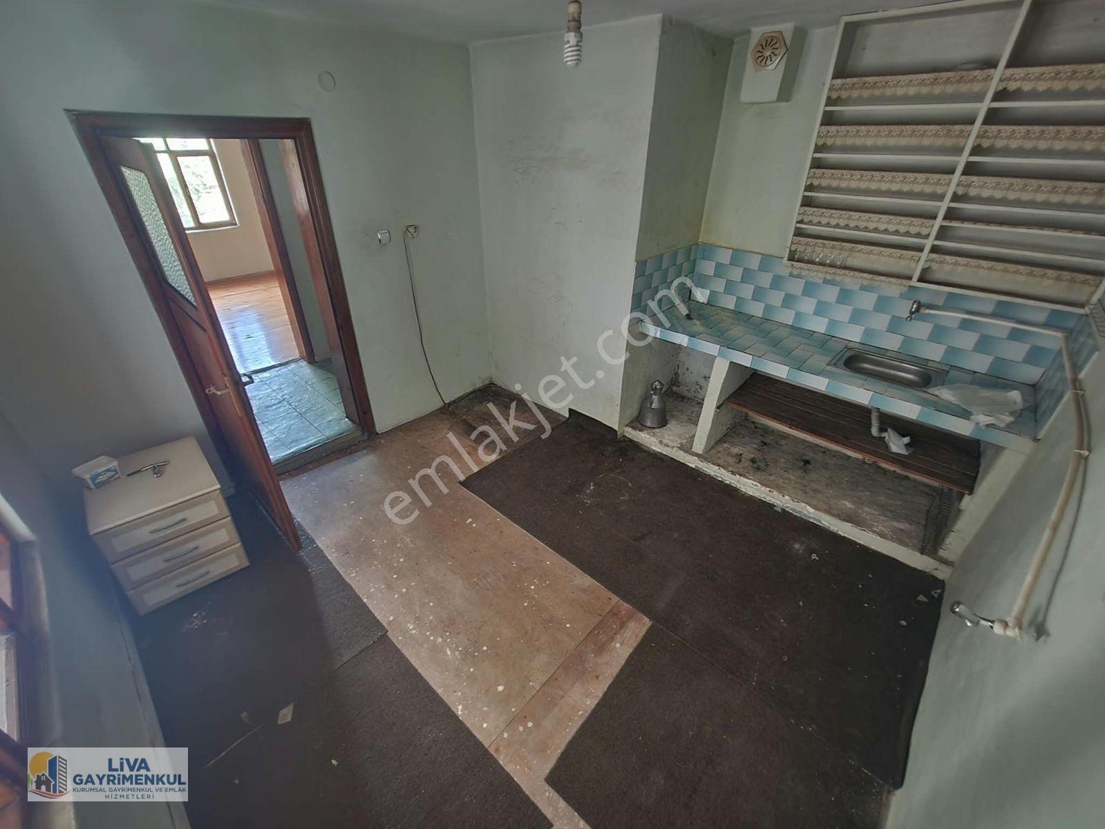 Karabük Fevzi Çakmak Mahallesinde Üç Katlı Satılık Müstakil Ev — fotoğraf 21