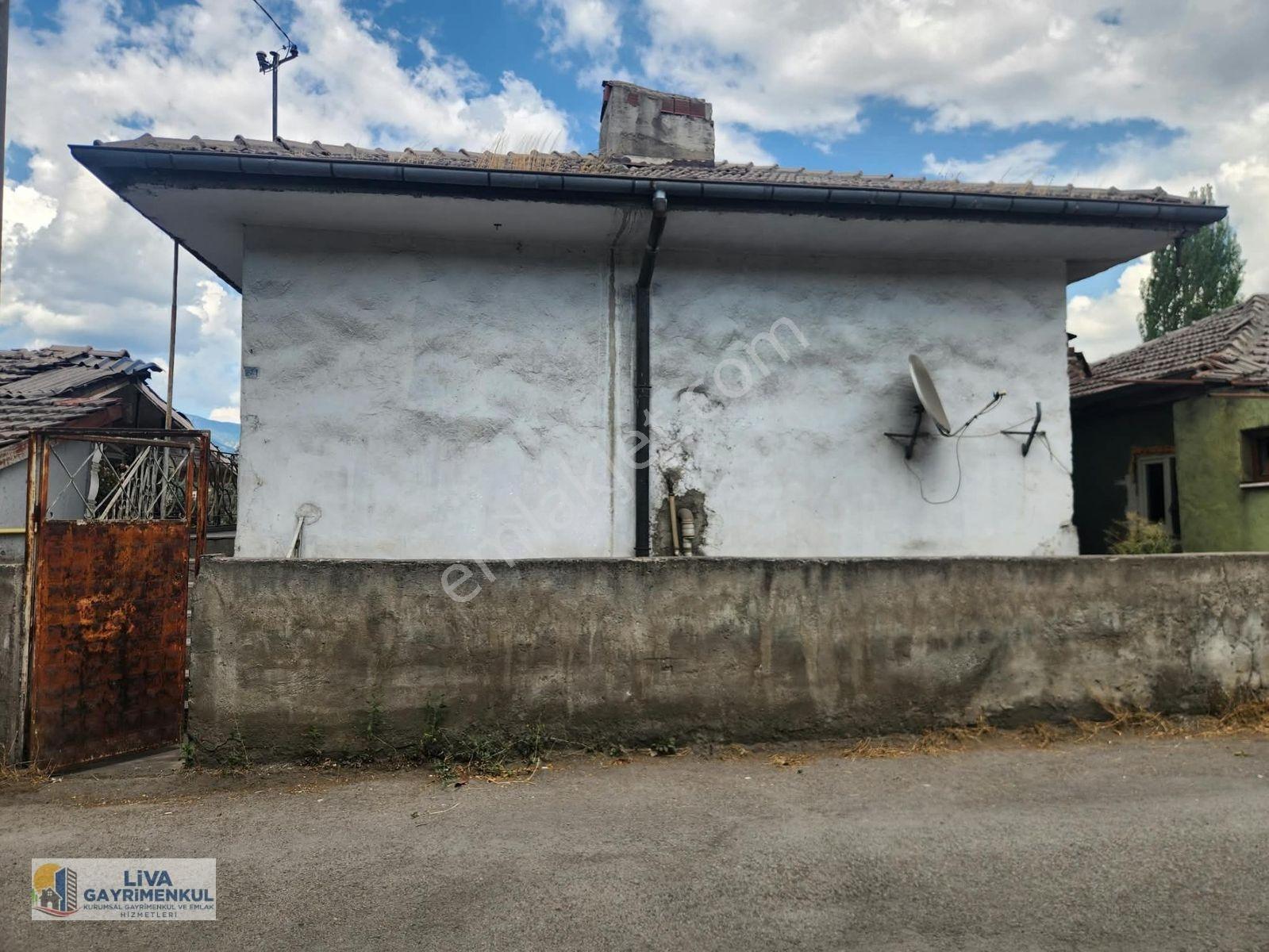 Karabük Fevzi Çakmak Mahallesinde Üç Katlı Satılık Müstakil Ev — fotoğraf 32