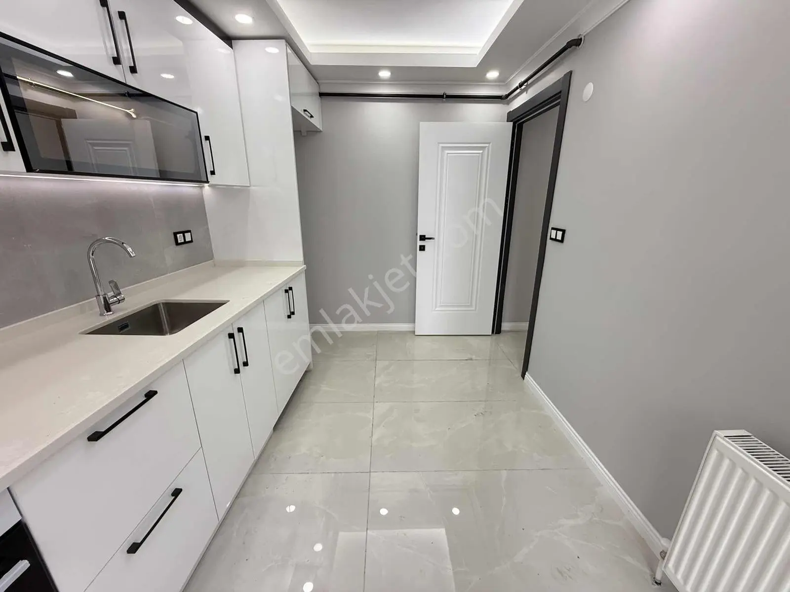Mercan Emlak'tan Sıfır 2+1 Balkonlu Asansörlü Ara Kat Daire — fotoğraf 11