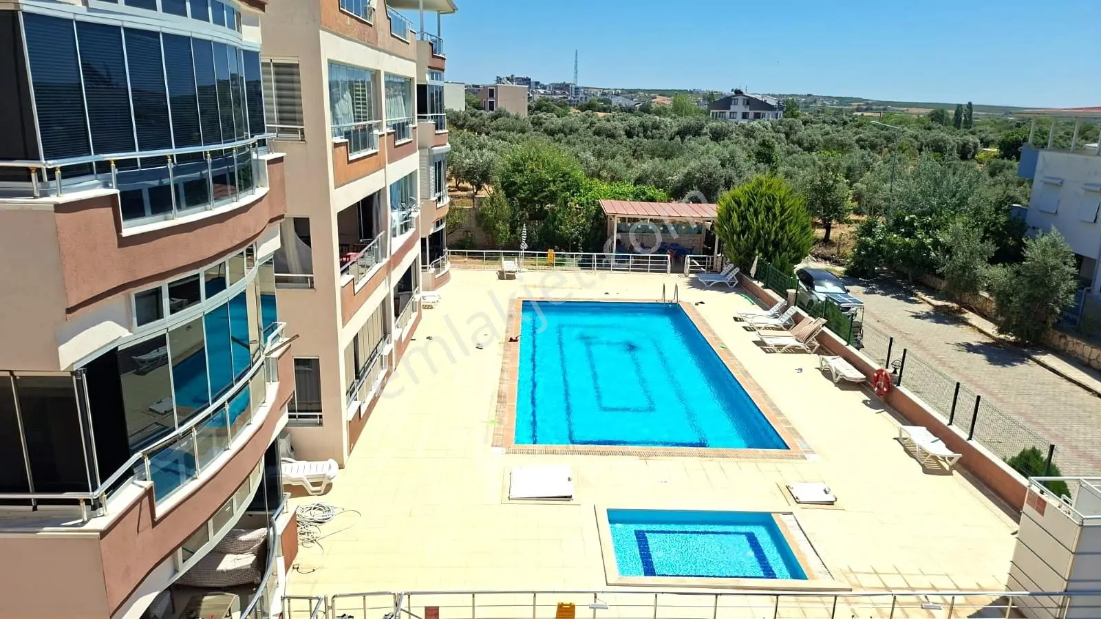 Didim Hisar Mahallesinde Havuzlu Sitede 3+1 Dubleks Eşyalı Daire