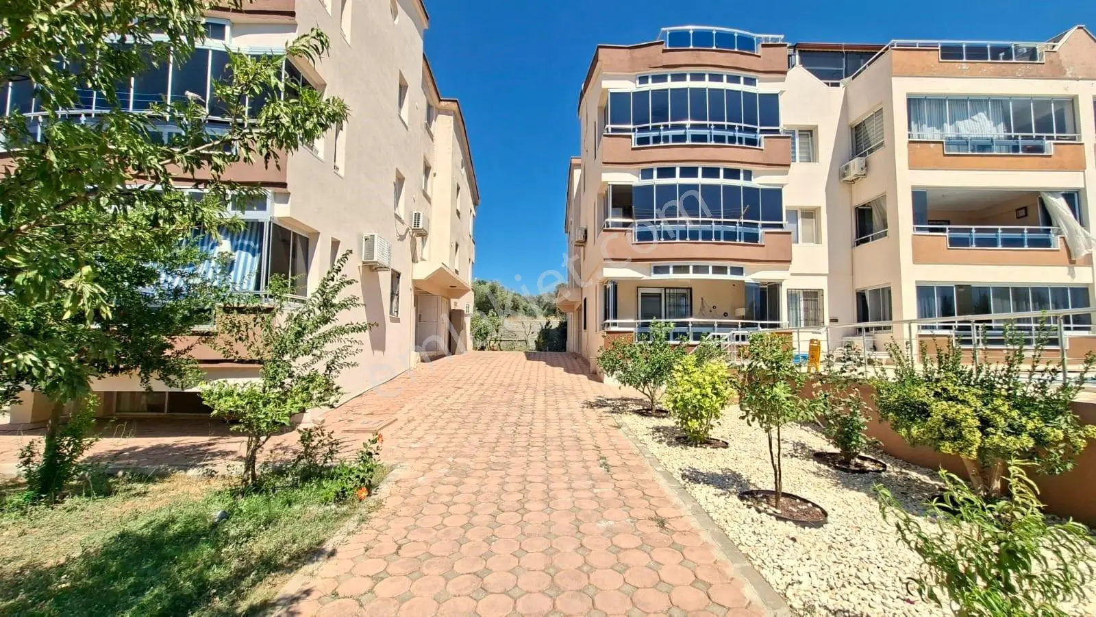 Didim Hisar Mahallesinde Havuzlu Sitede 3+1 Dubleks Eşyalı Daire — fotoğraf 2