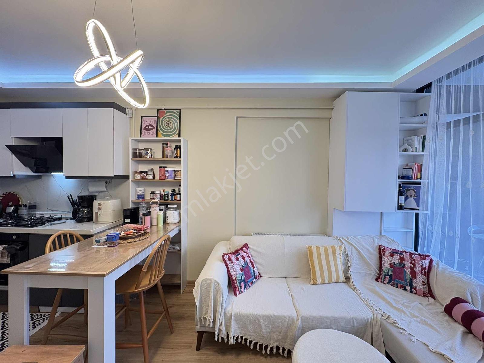 İncek'te Ada Mutfaklı Butik Site Geniş 1+1 Full Eşyalı Satılık — fotoğraf 5