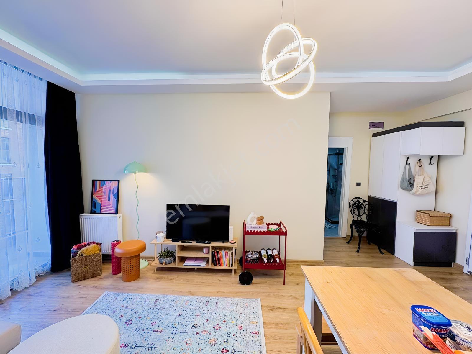 İncek'te Ada Mutfaklı Butik Site Geniş 1+1 Full Eşyalı Satılık — fotoğraf 8