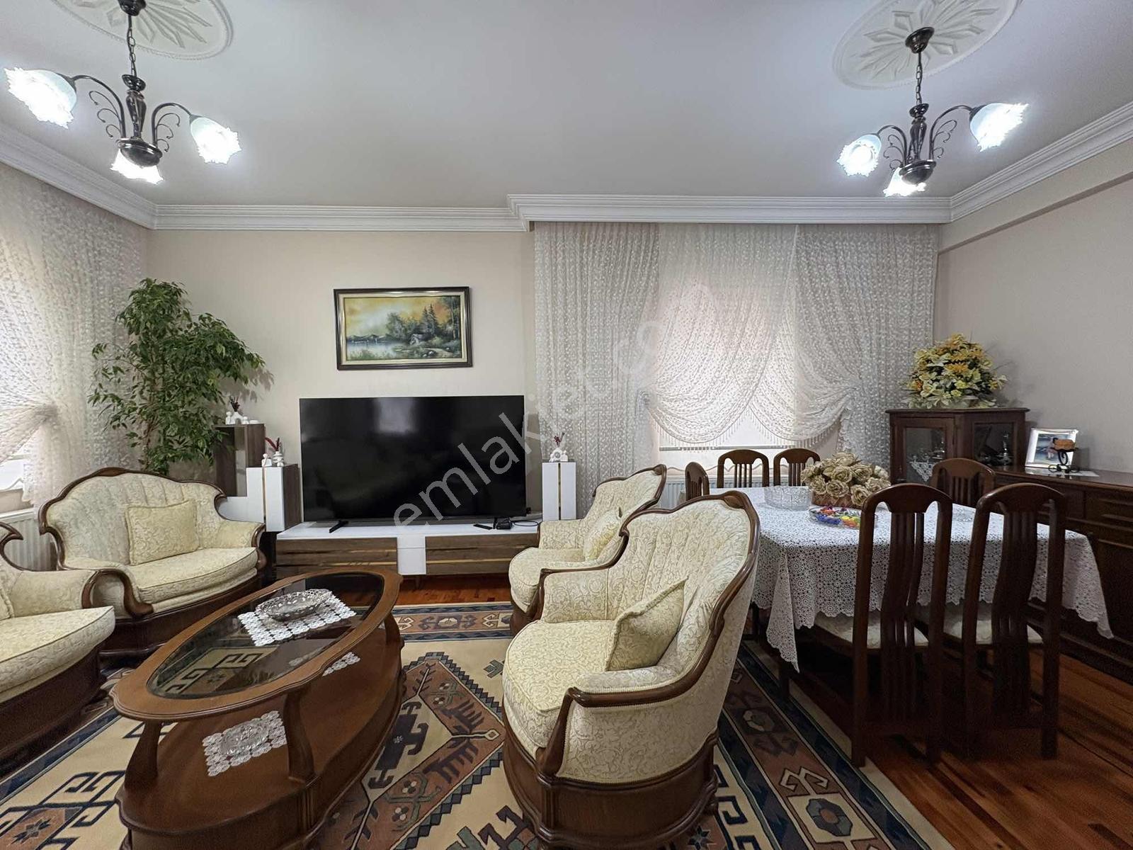 Melikşahta 305 M² Arsa Paylı 4+1 Villa | Ticari Kullanıma Uygun — fotoğraf 5